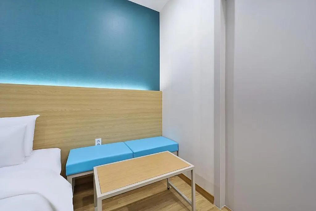 Photo of the whole room in Hotel Calmrest