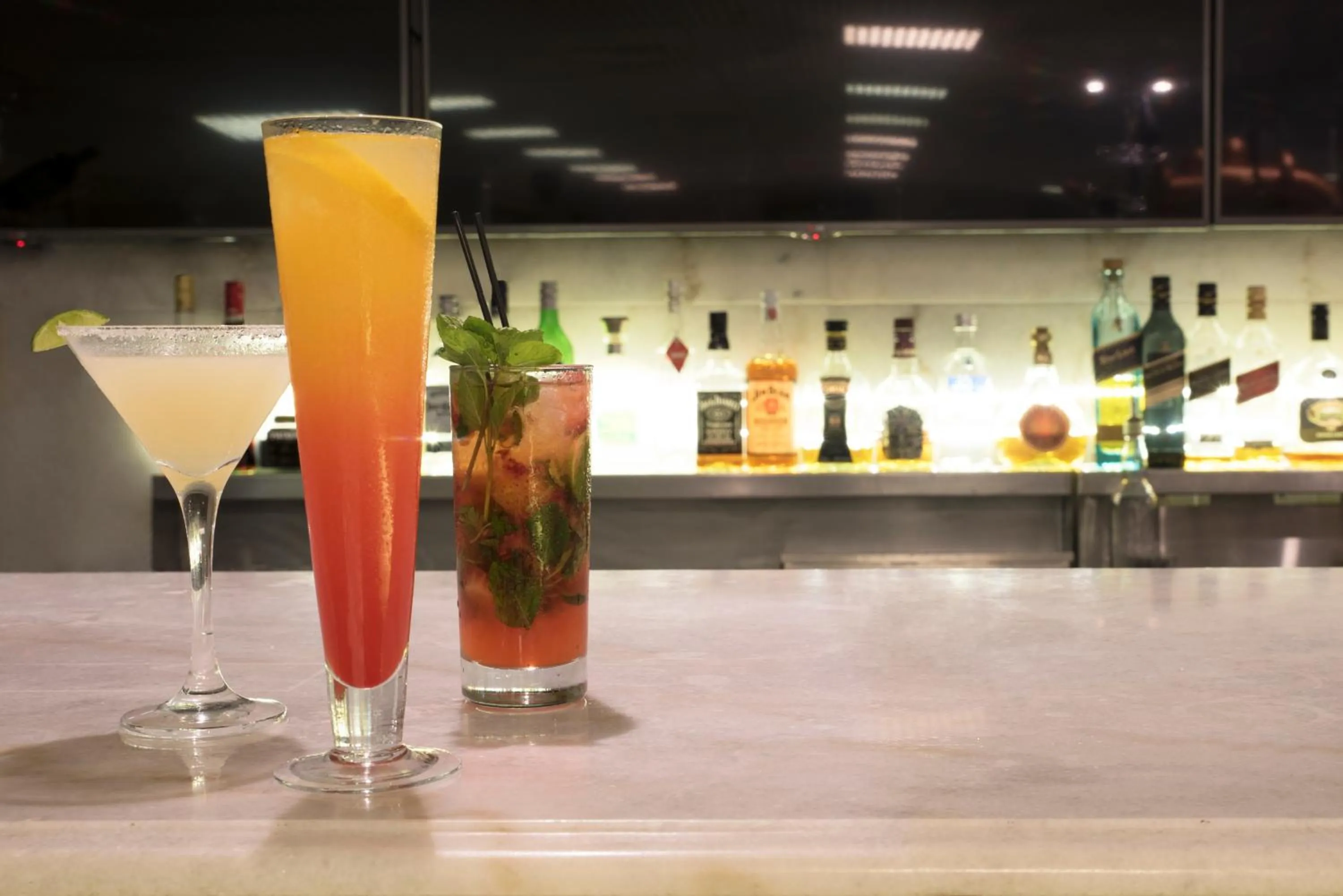 Restaurant/places to eat in Luxury Inkari Hotel