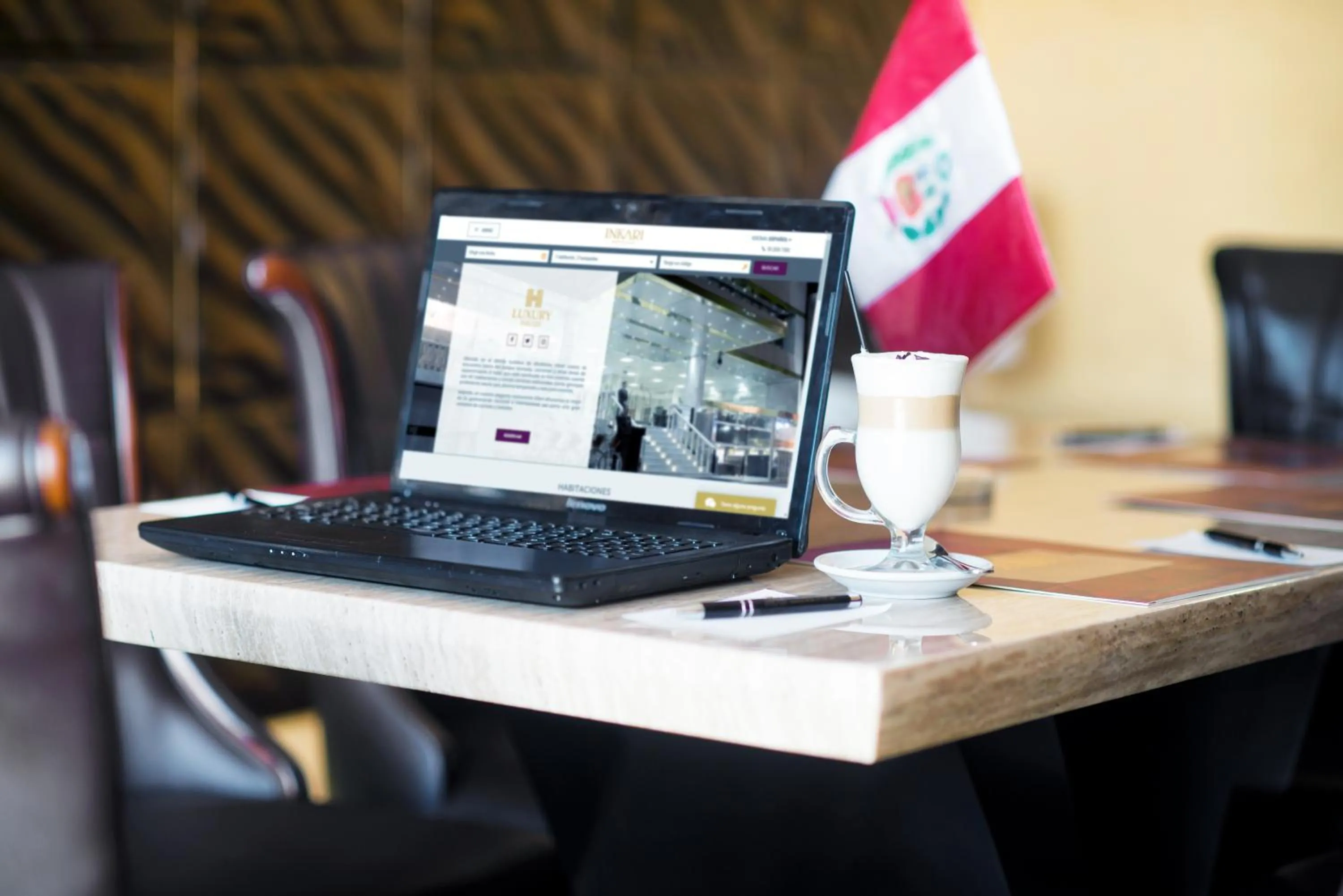 Seating area in Luxury Inkari Hotel