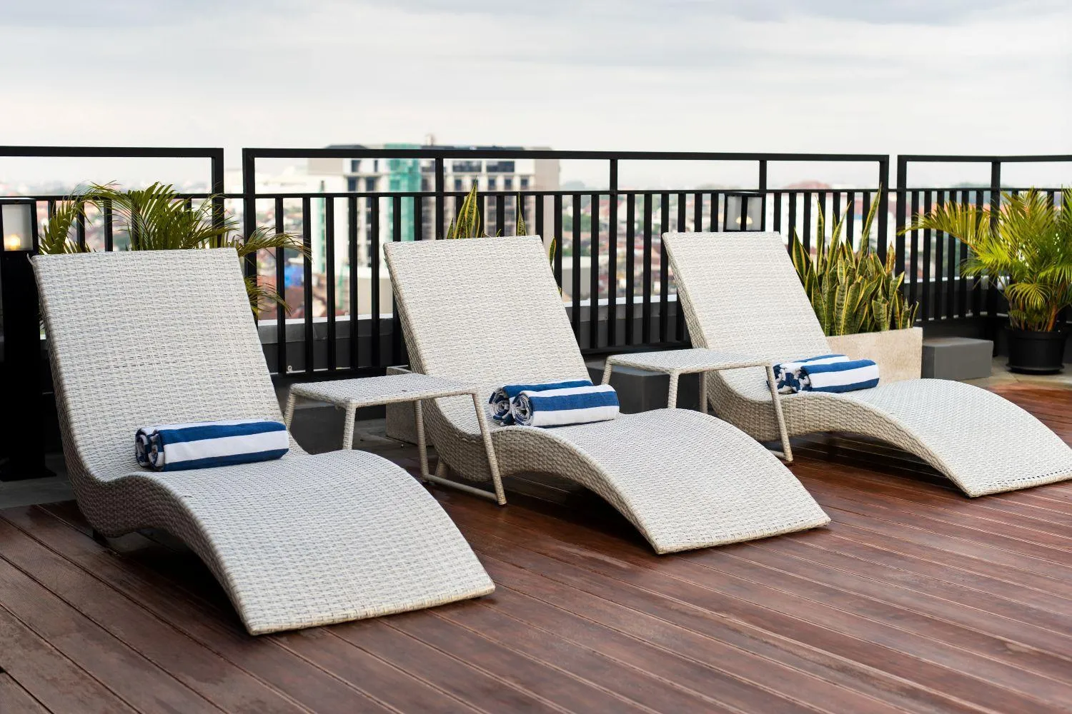 Swimming pool in 1O1 STYLE Yogyakarta Malioboro