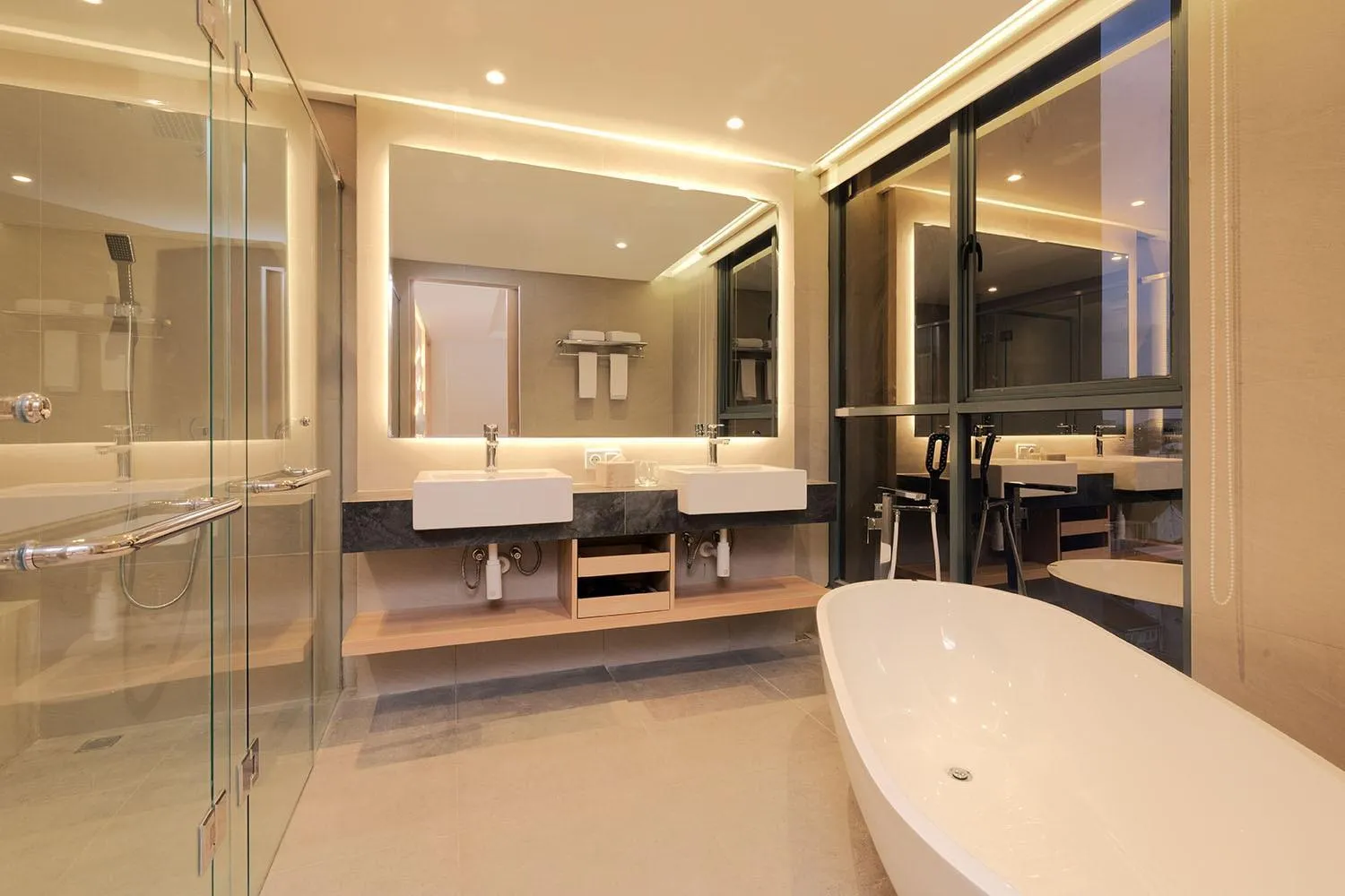 Bathroom in 1O1 STYLE Yogyakarta Malioboro