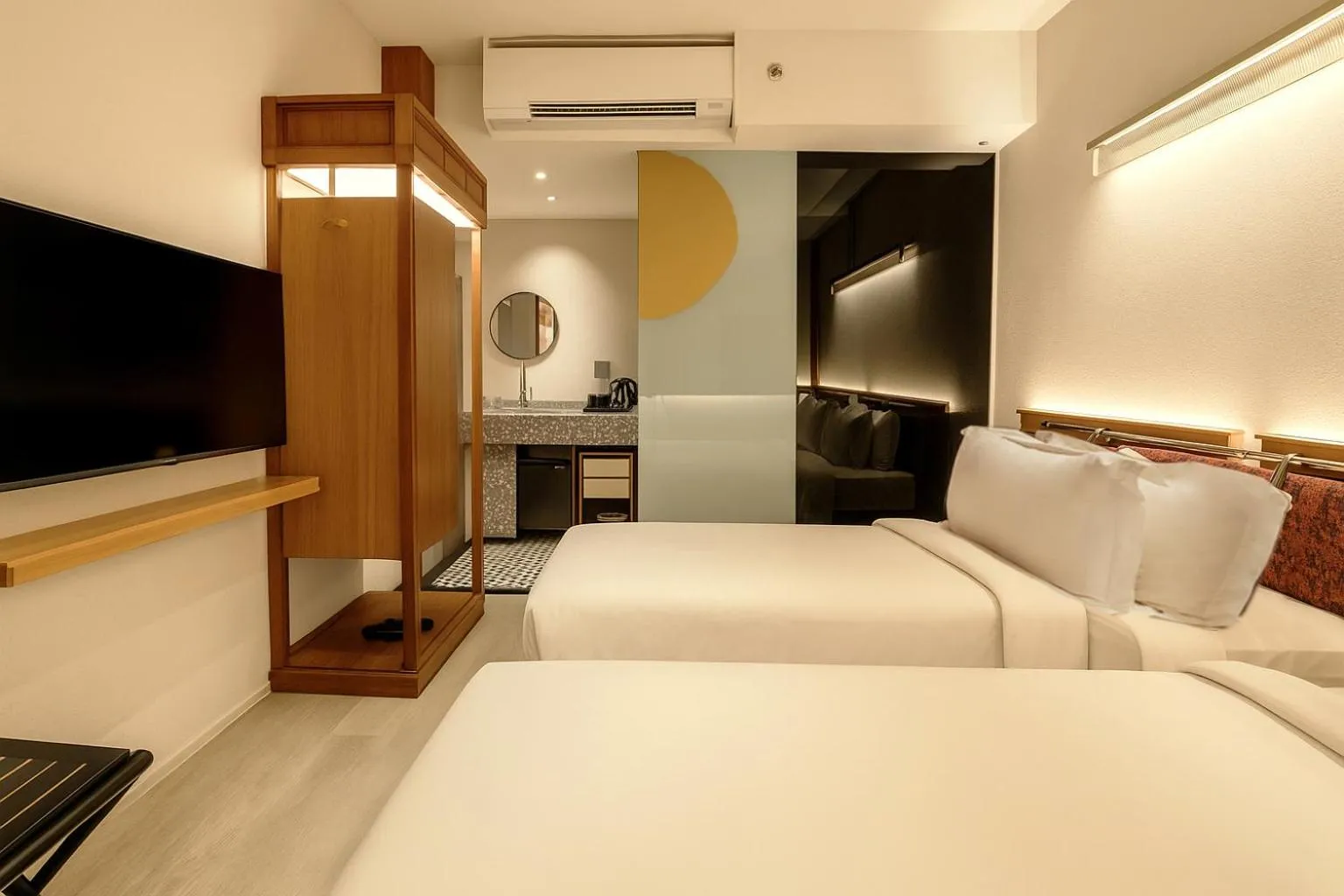 Bed in Bintang Collectionz Hotel