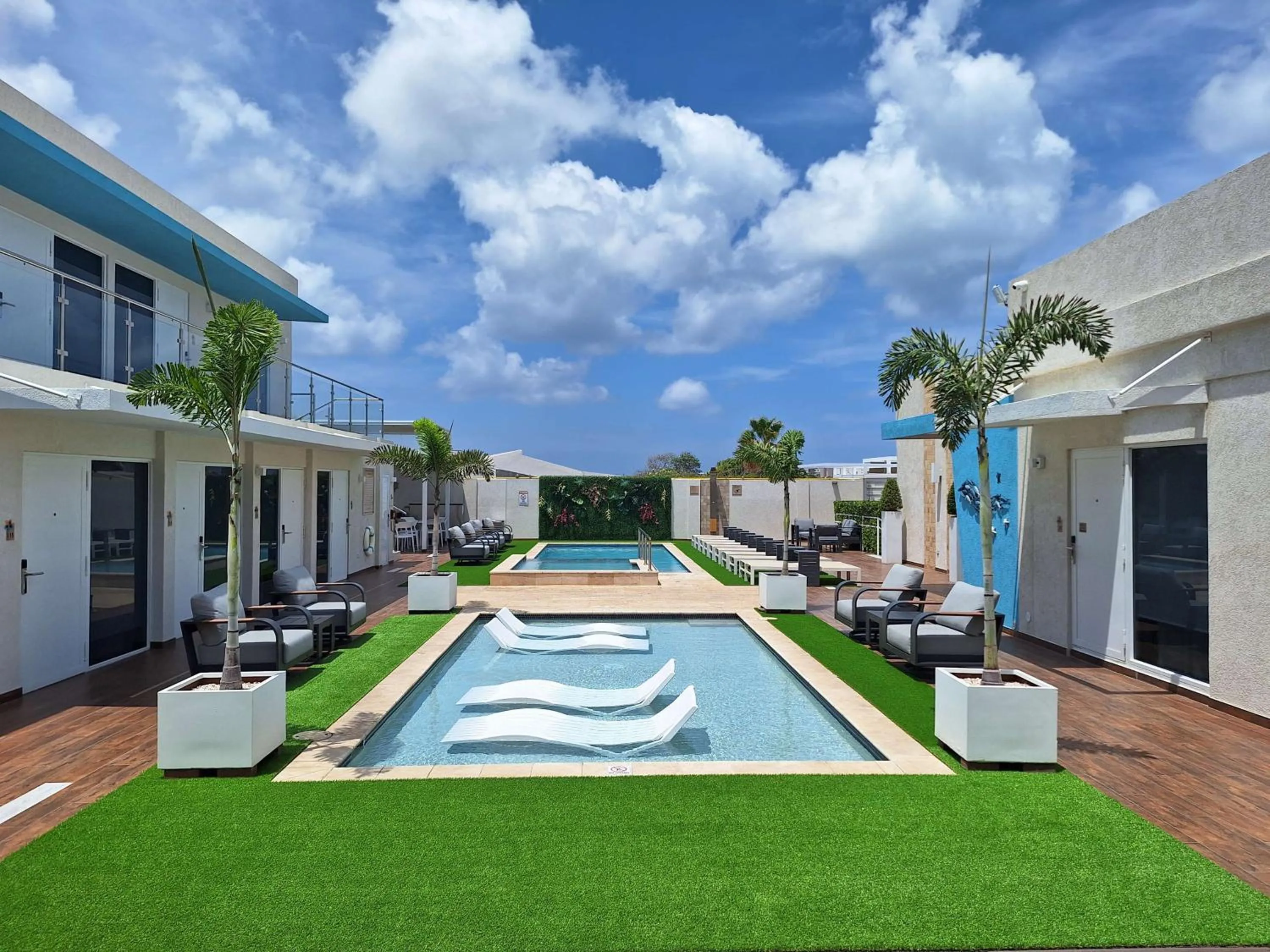 Aruba Boutique & Art Hotel - Adults Only