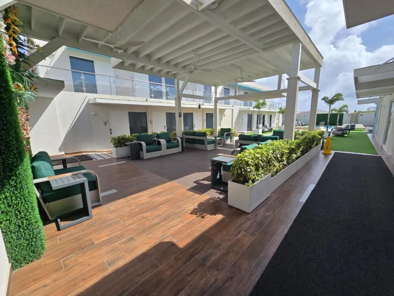 Aruba Boutique & Art Hotel - Adults Only