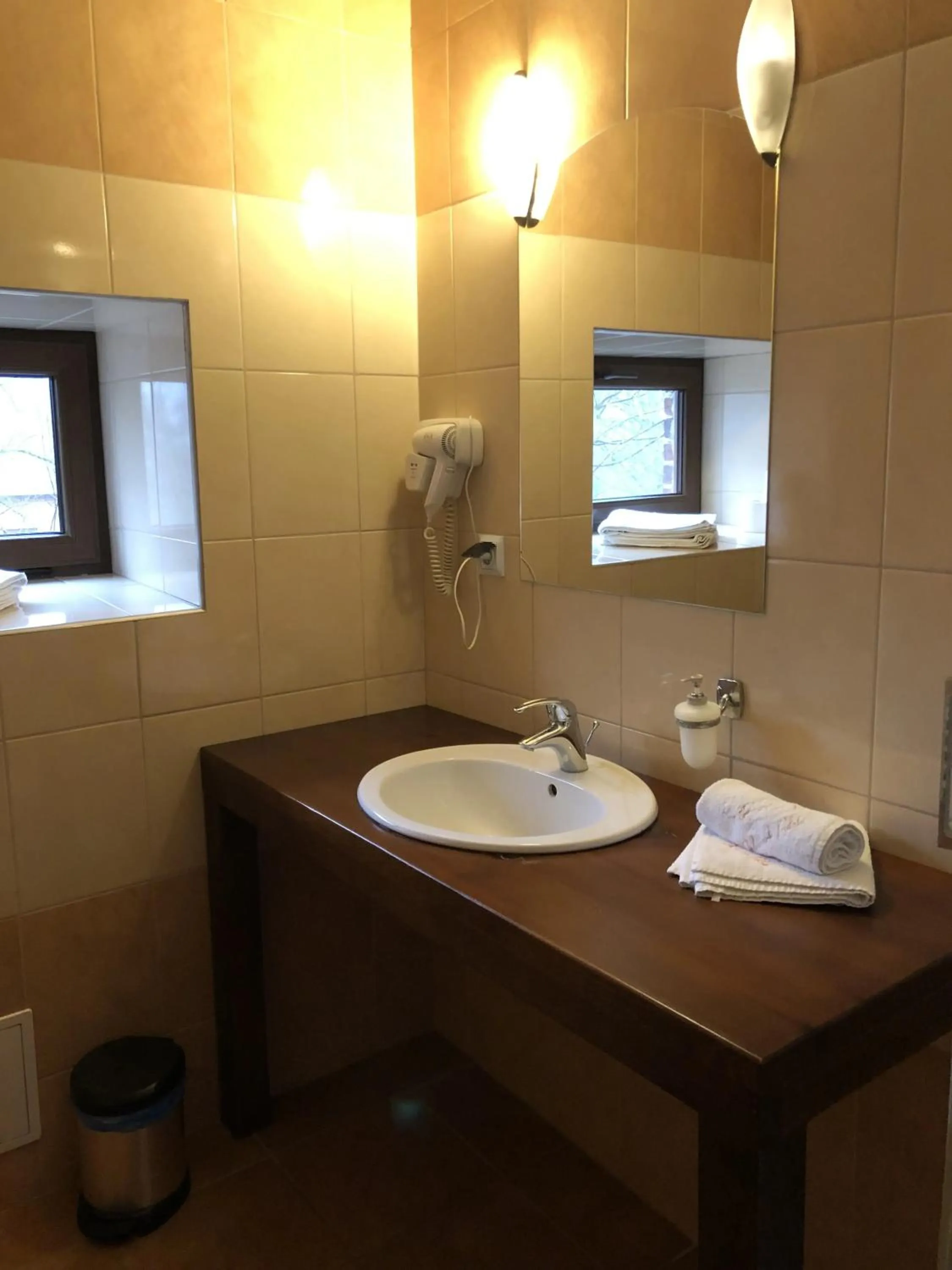 Shower in Folwark Polski