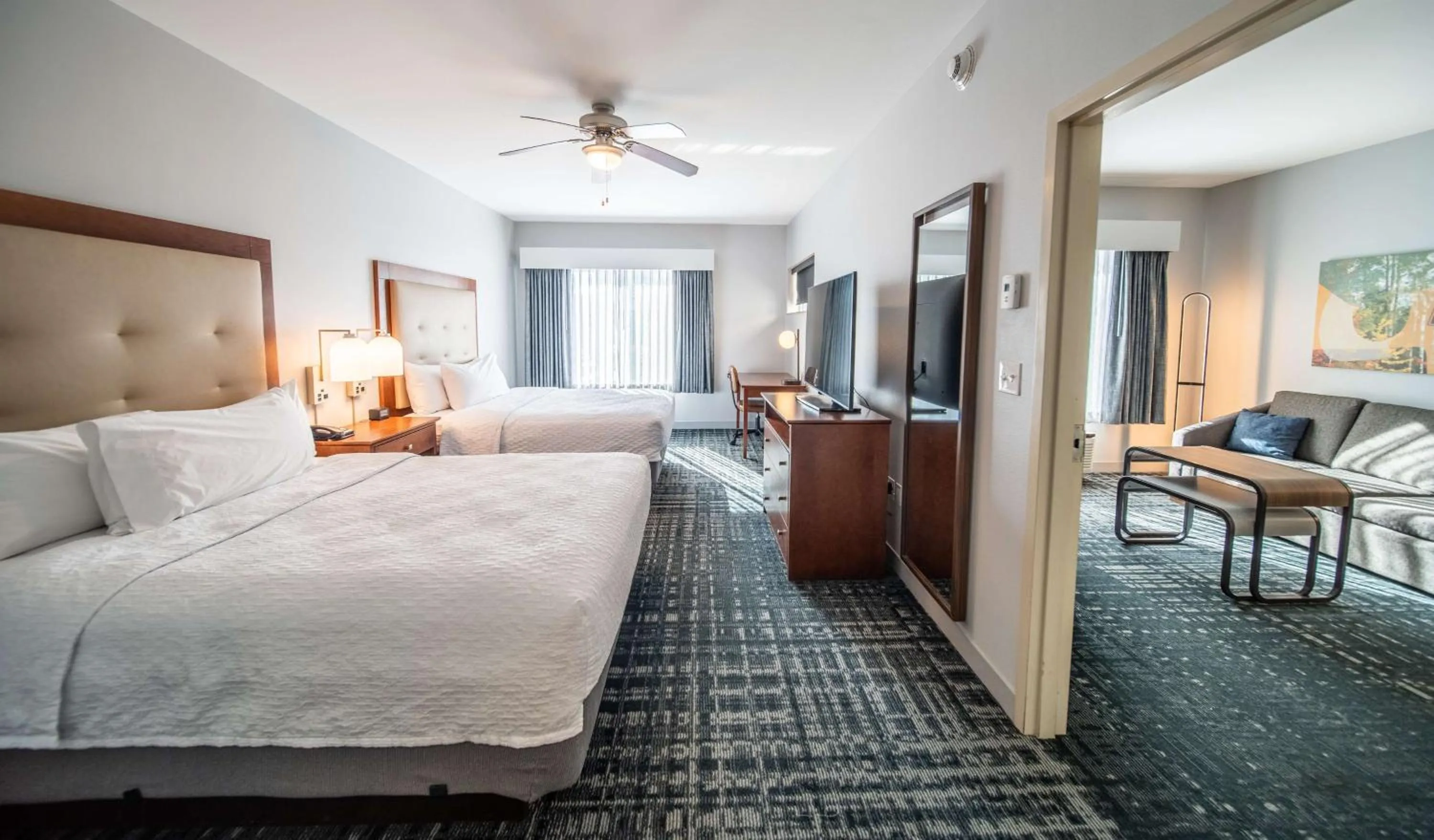 Bed in Homewood Suites by Hilton Rochester Mayo Clinic-St. Marys Campus