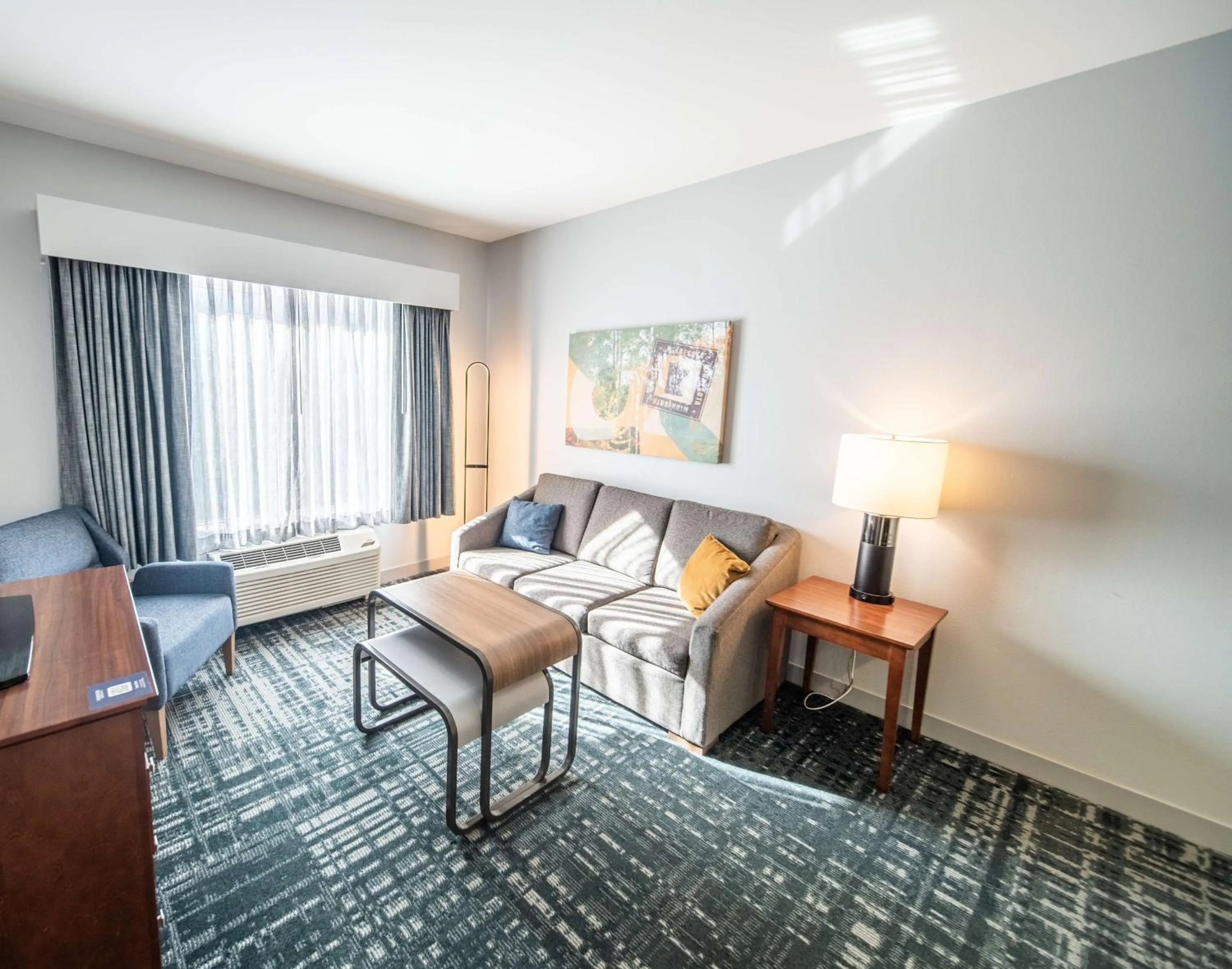 Living room in Homewood Suites by Hilton Rochester Mayo Clinic-St. Marys Campus