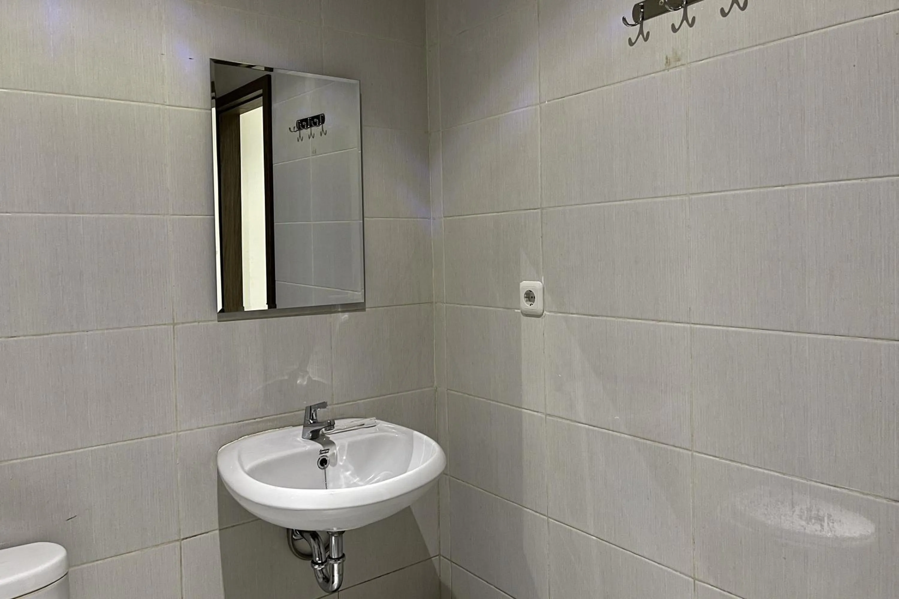 Bathroom in Good Day Inn