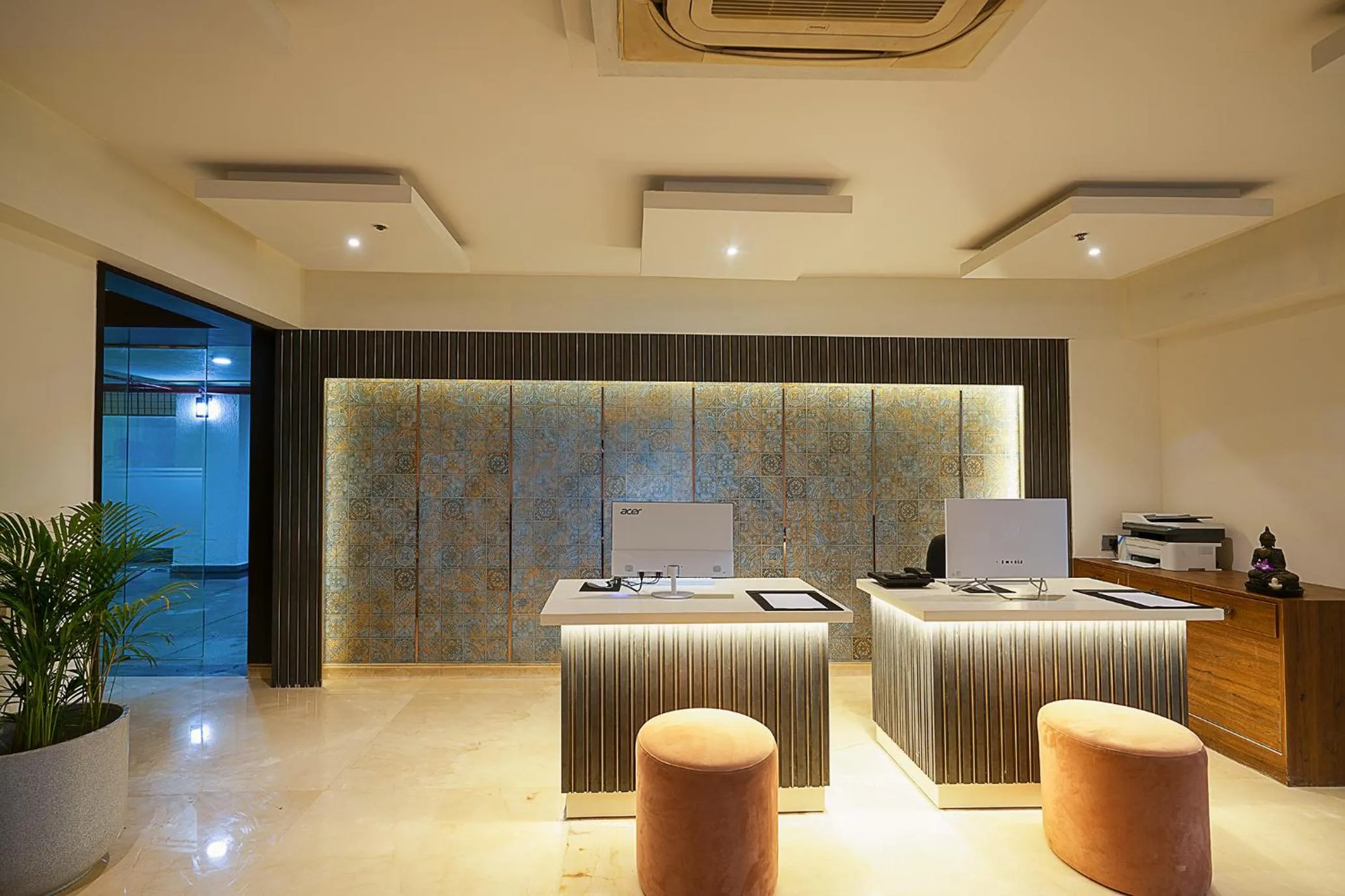 Lobby or reception in Grand Continent Malleshwaram A Sarovar Portico Affiliate Hotel