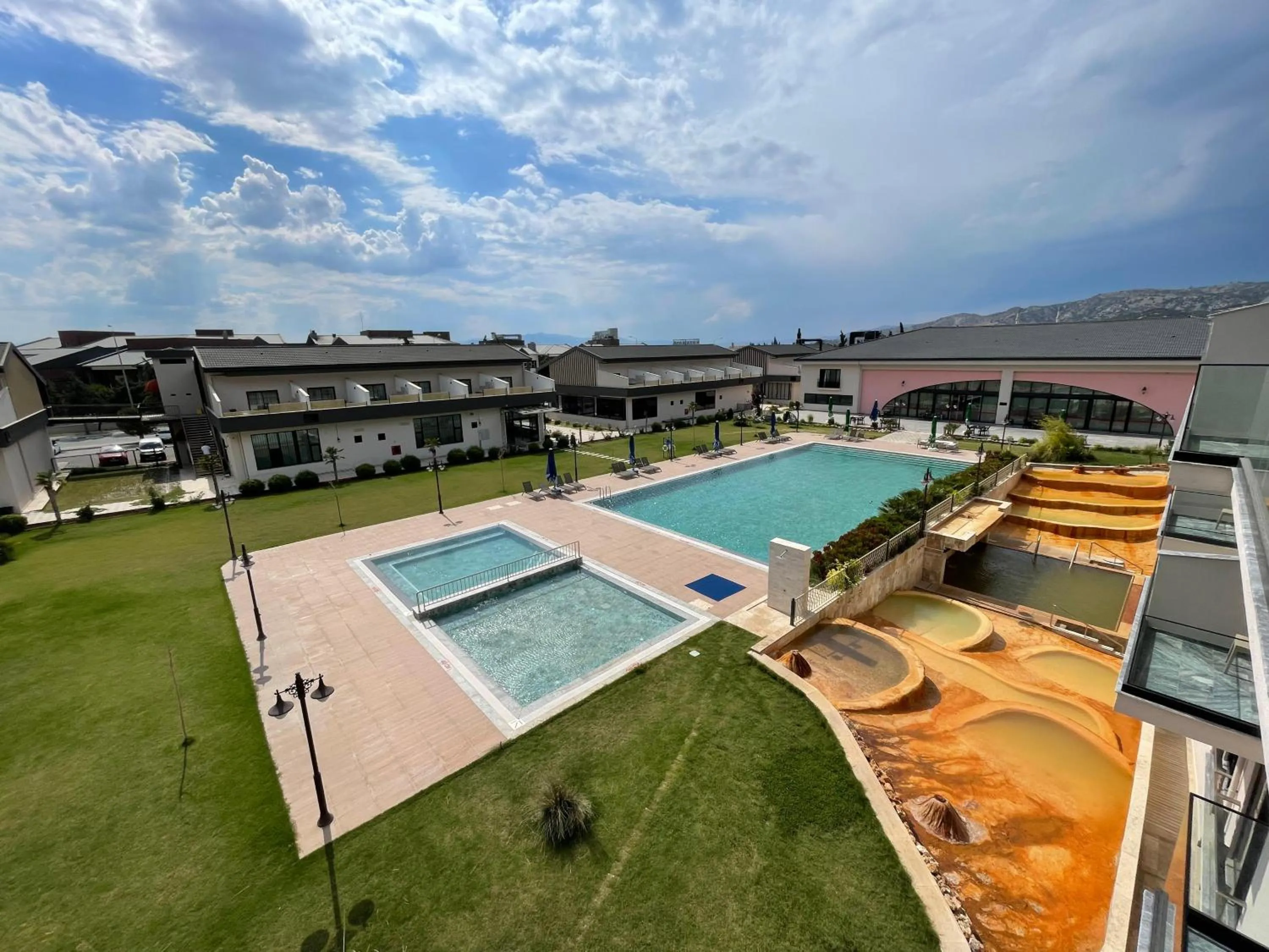 Property building in Pamukkale Kaya Termal Otel