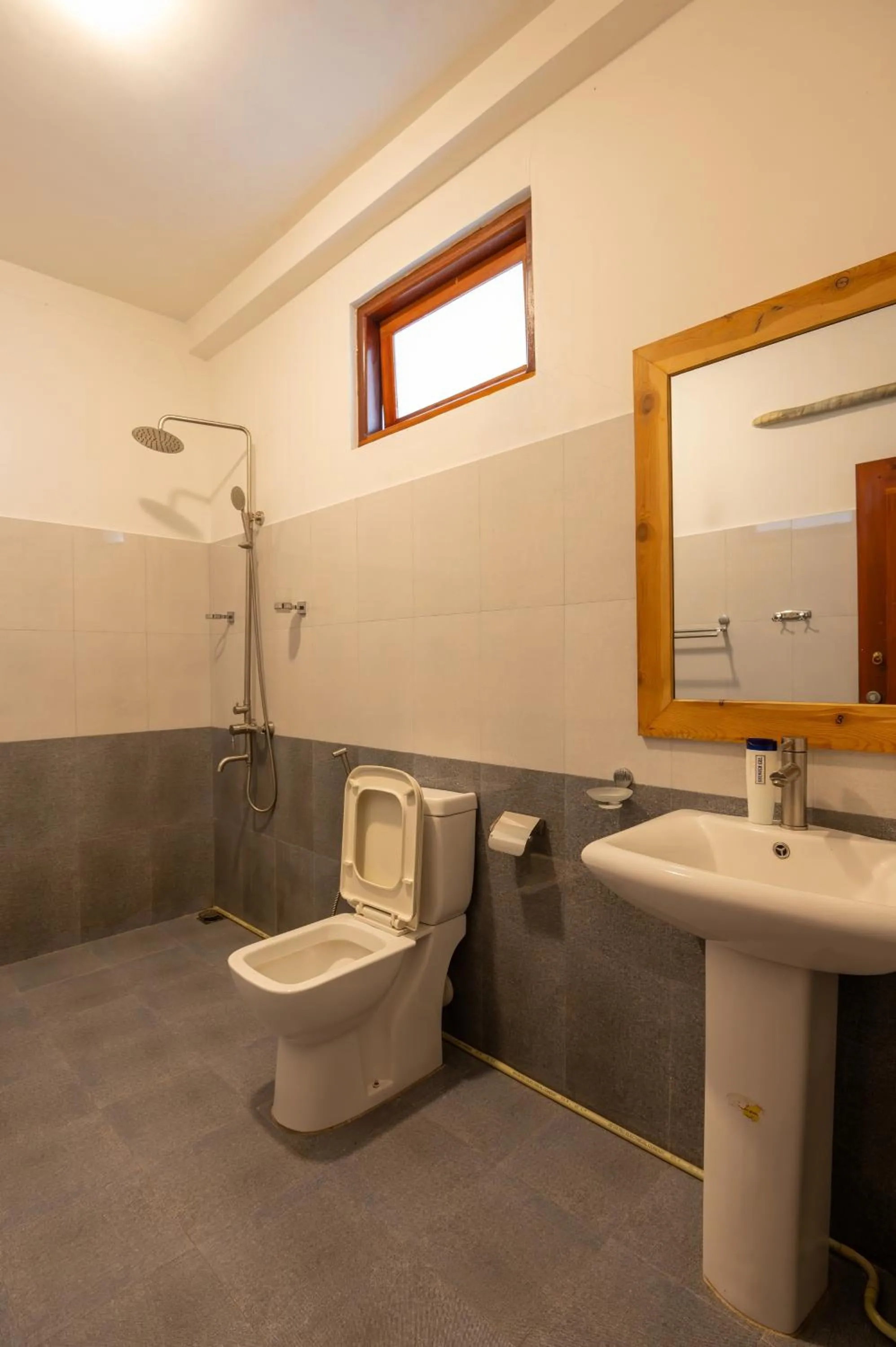 Shower in Aaradhya Mirissa By Ocean Reach Holidays