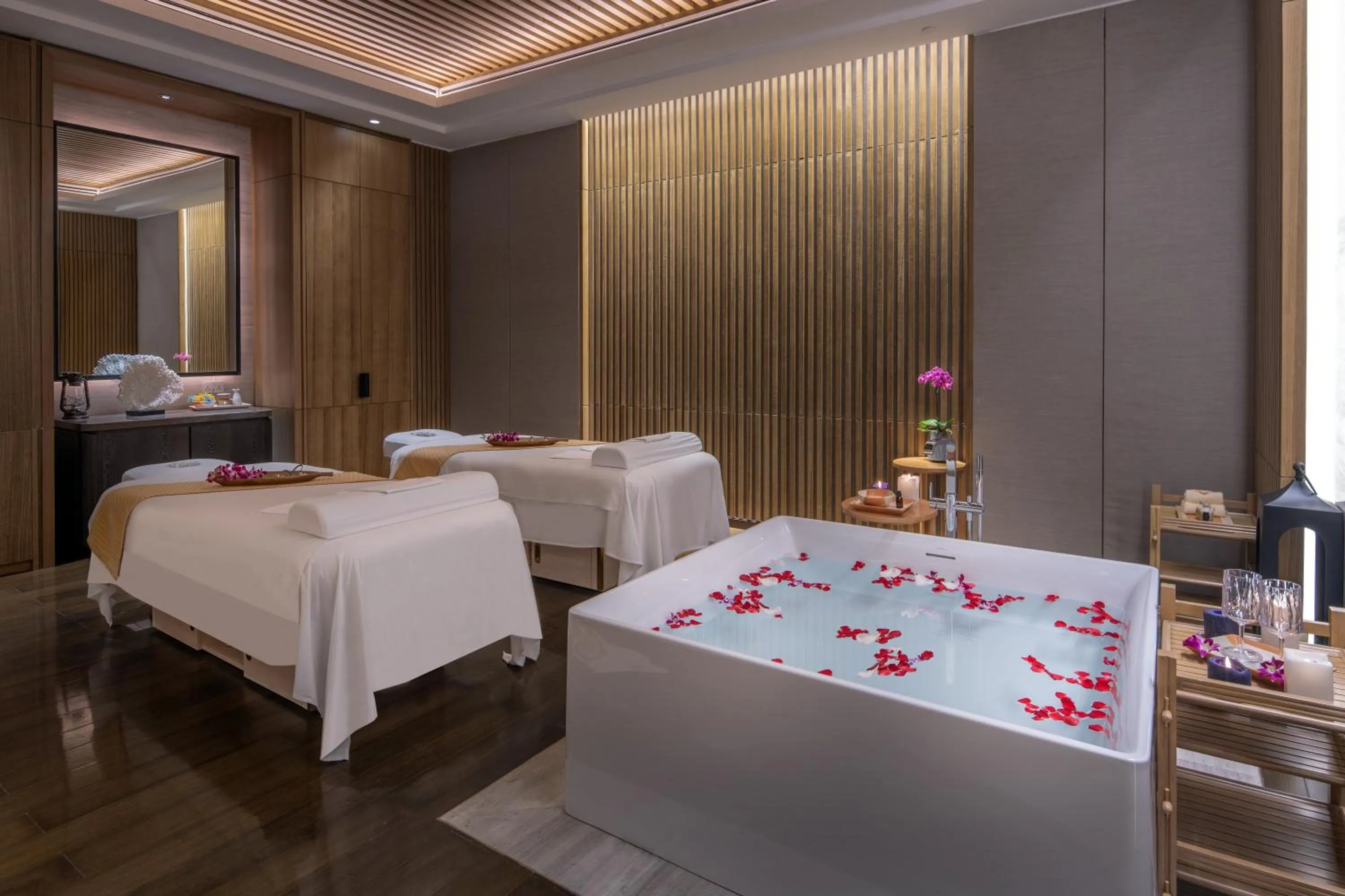 Spa and wellness centre/facilities, Bed in Solaire Resort North