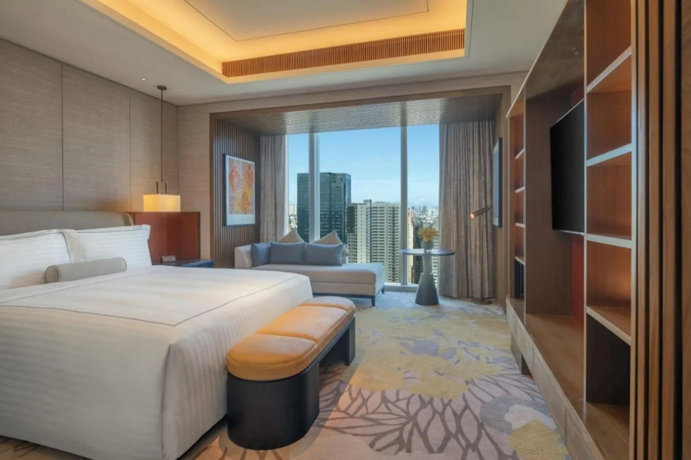 Bedroom, Bed in Solaire Resort North