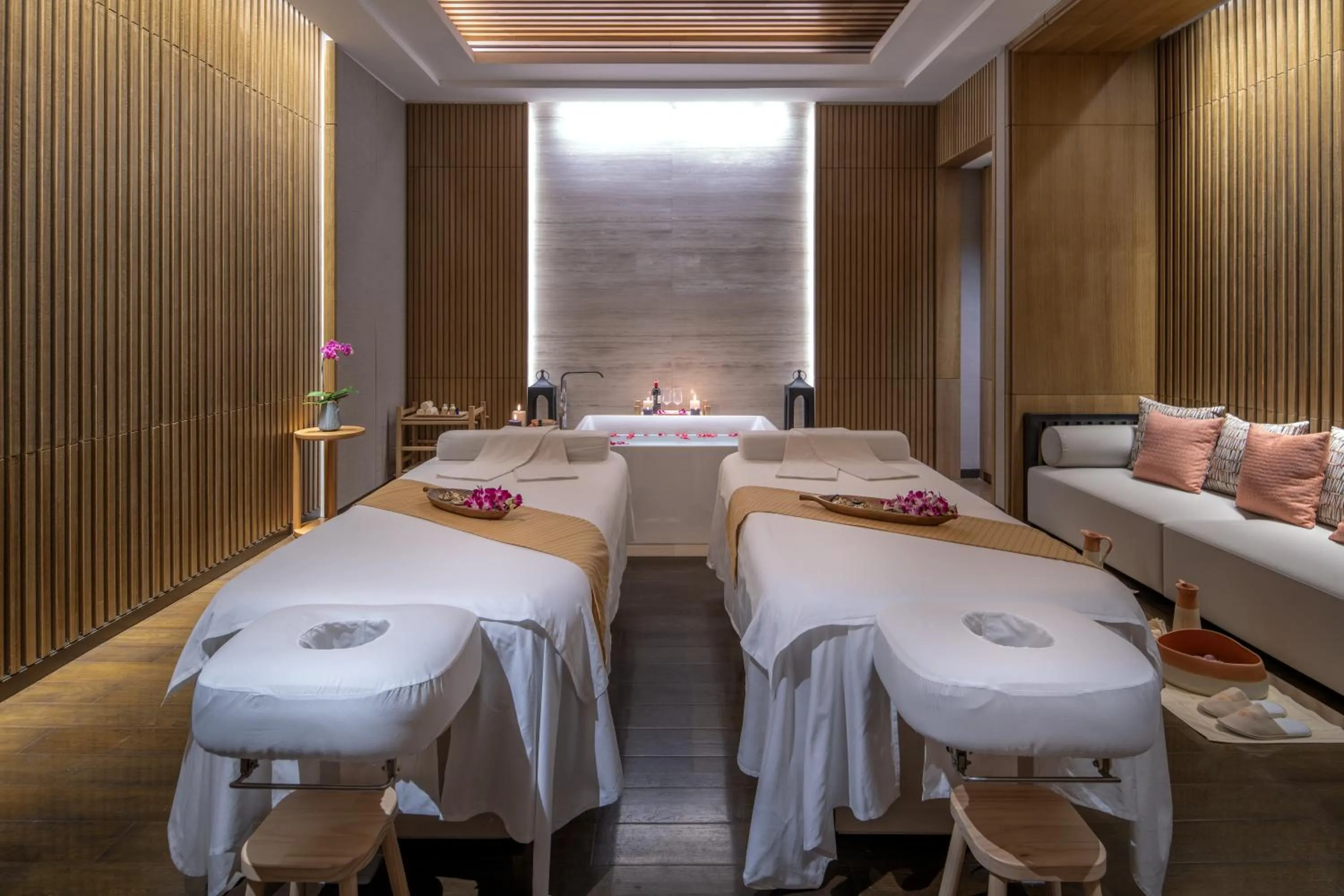 Spa and wellness centre/facilities, Bed in Solaire Resort North