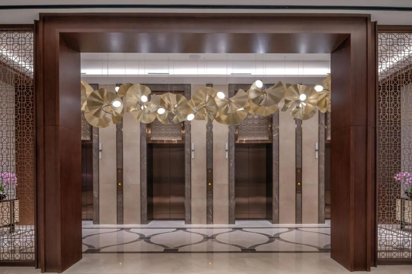 elevator in Solaire Resort North