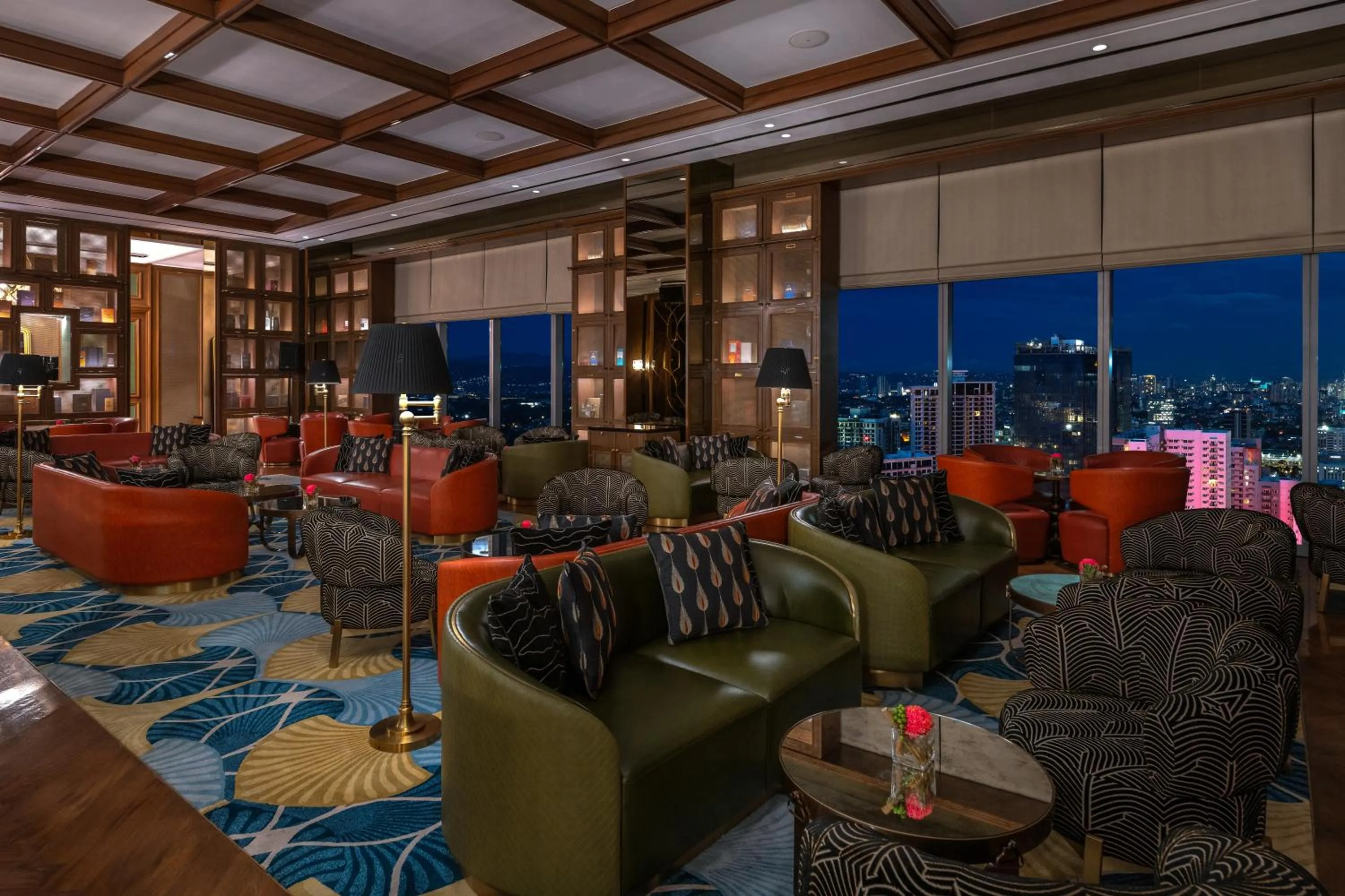 Lounge or bar in Solaire Resort North