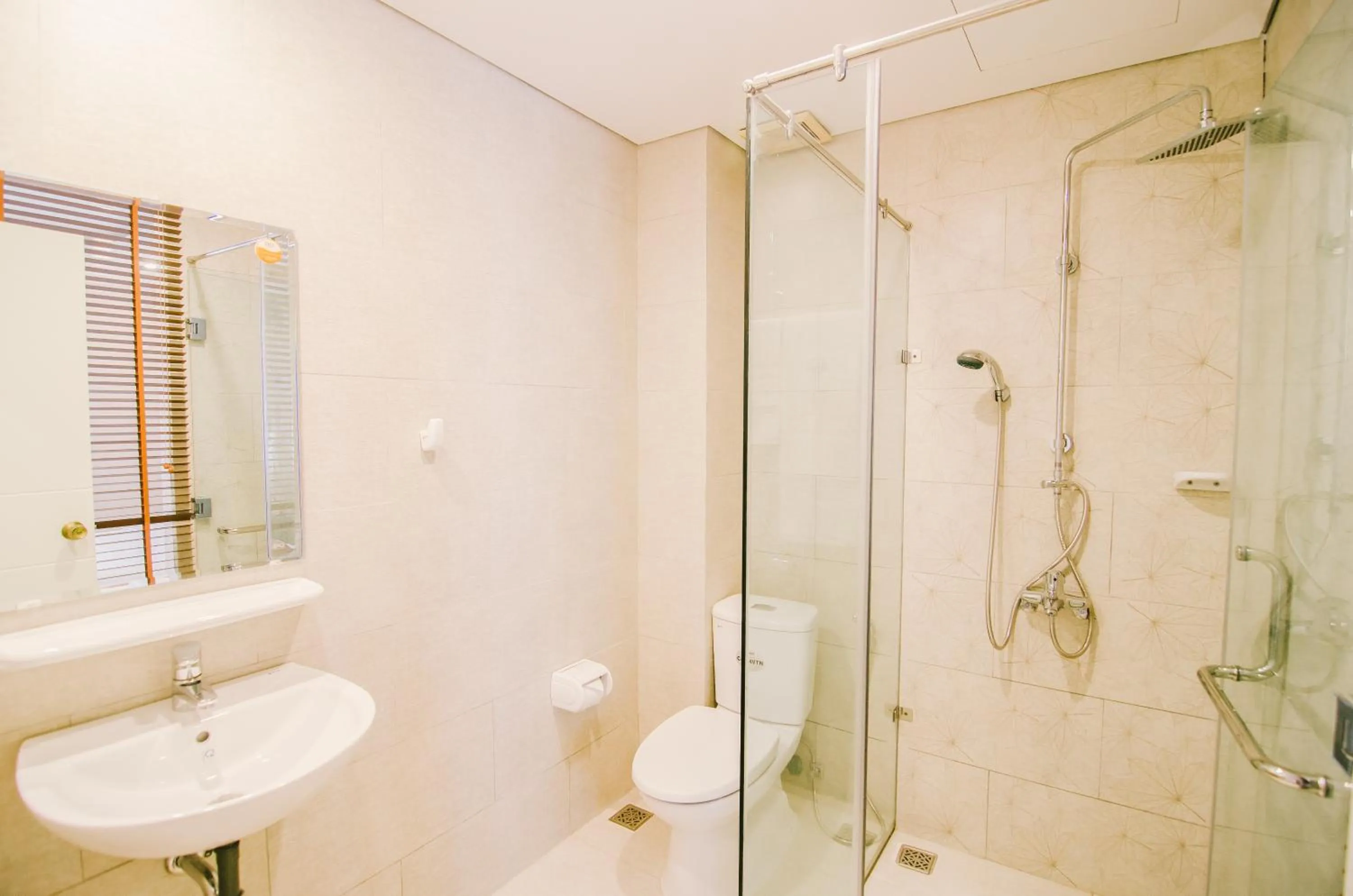 Bathroom in KaKa Hotel Han River