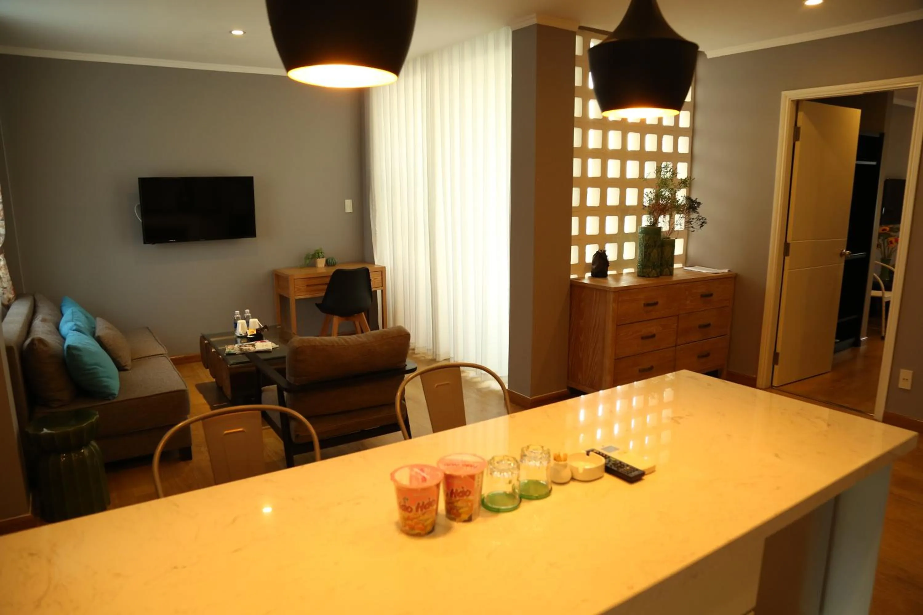 Nightclub / DJ in KaKa Hotel Han River