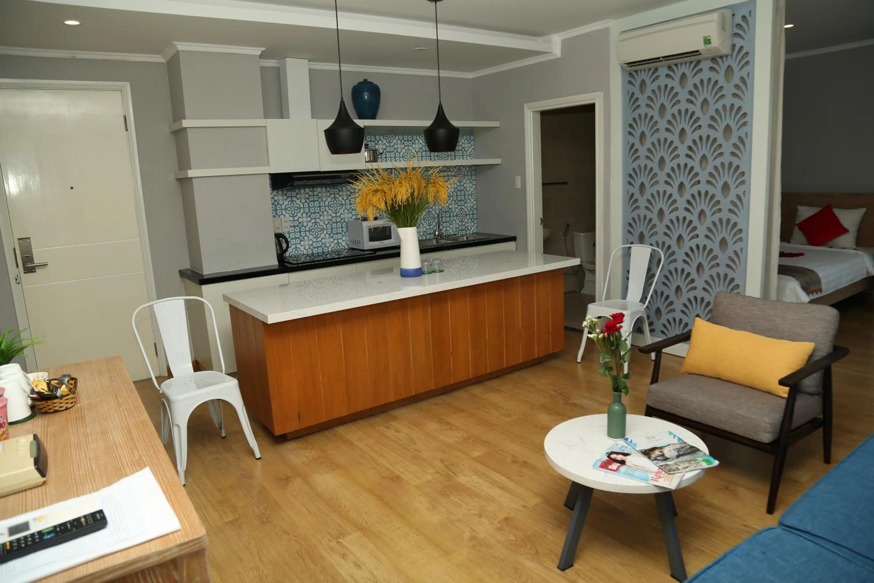 Living room in KaKa Hotel Han River