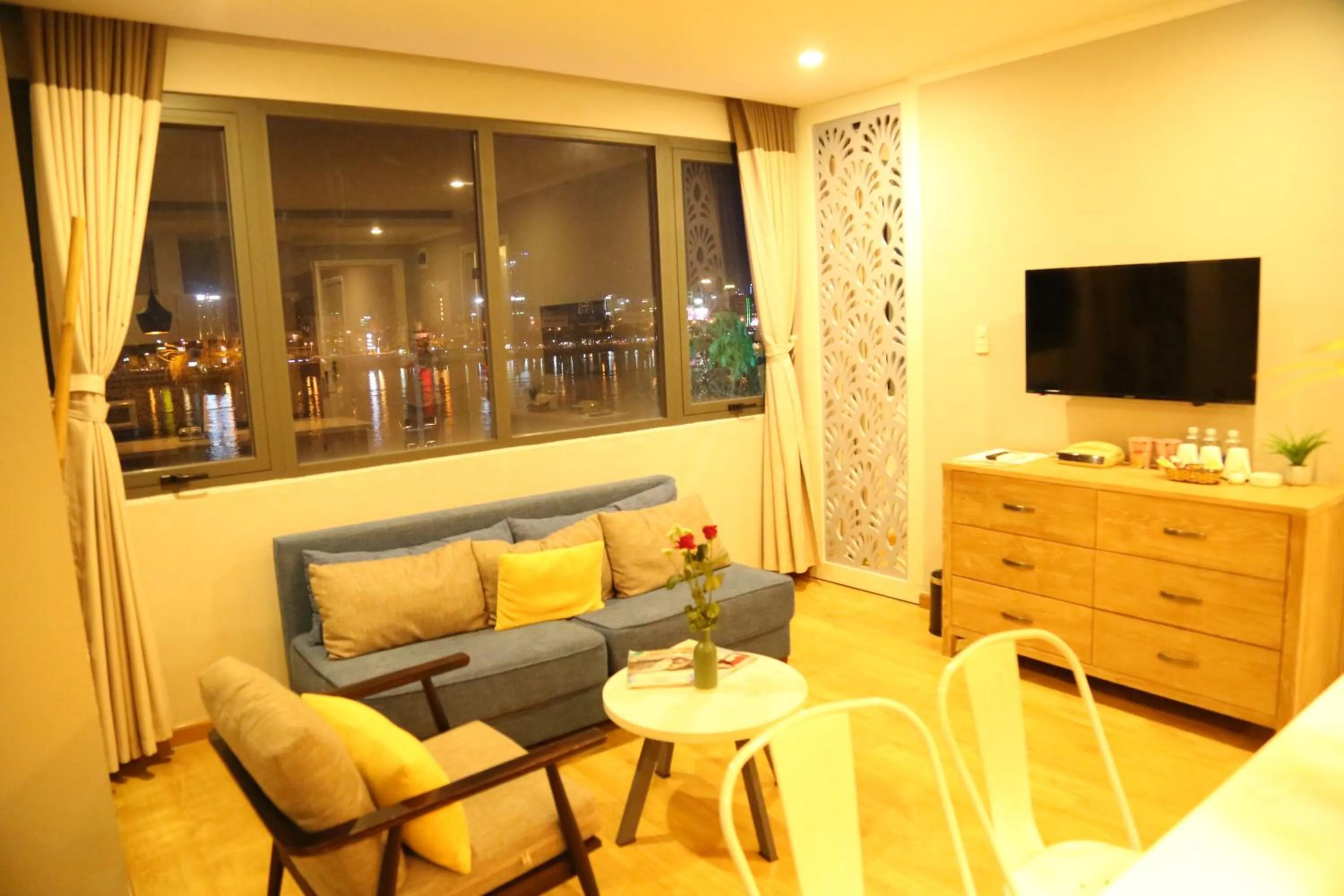 Living room in KaKa Hotel Han River