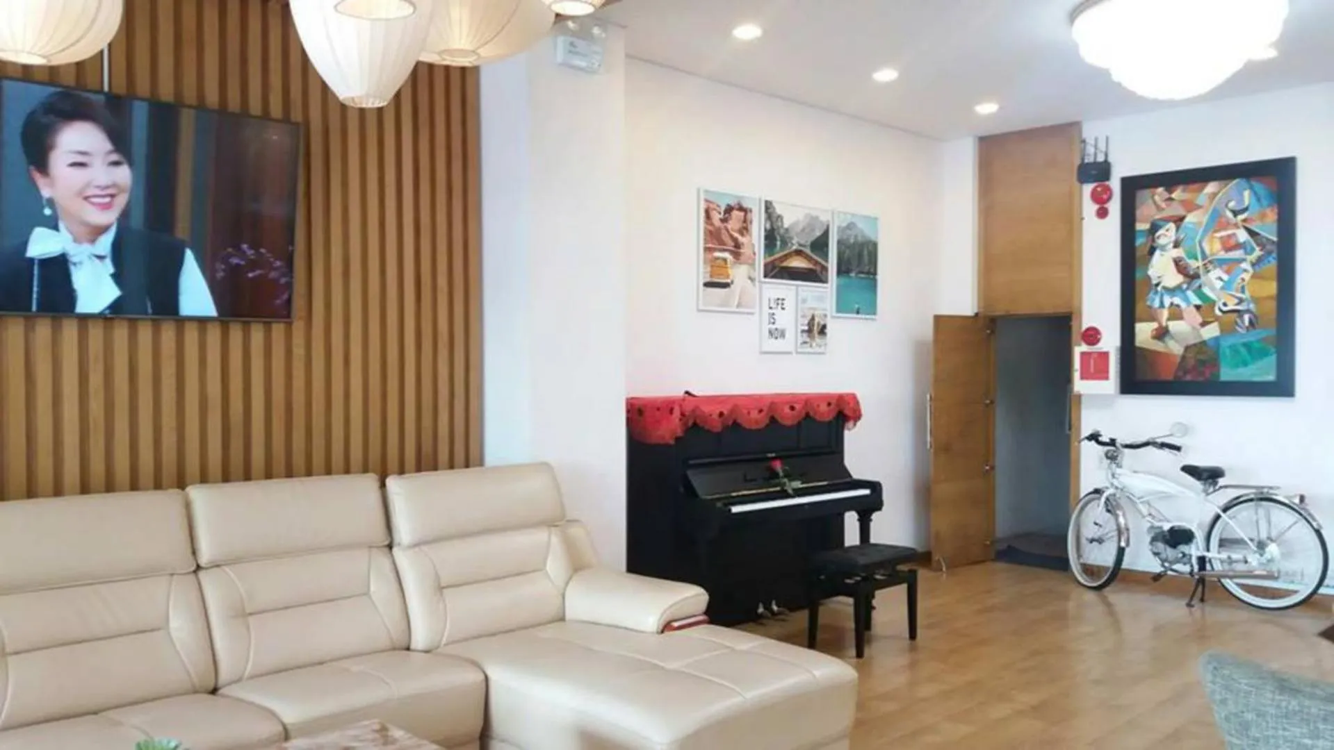 Lobby or reception in KaKa Hotel Han River