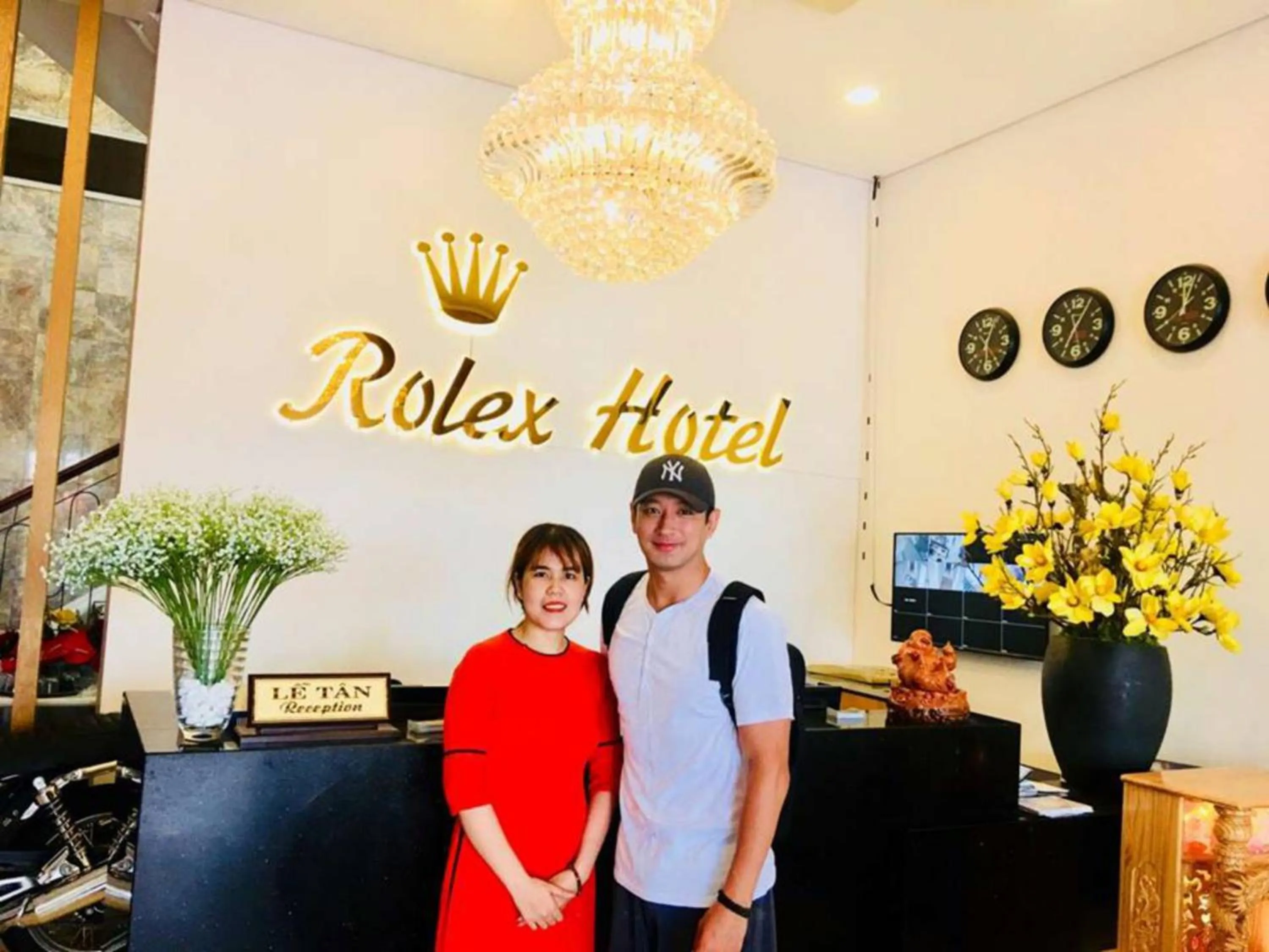 Staff in KaKa Hotel Han River