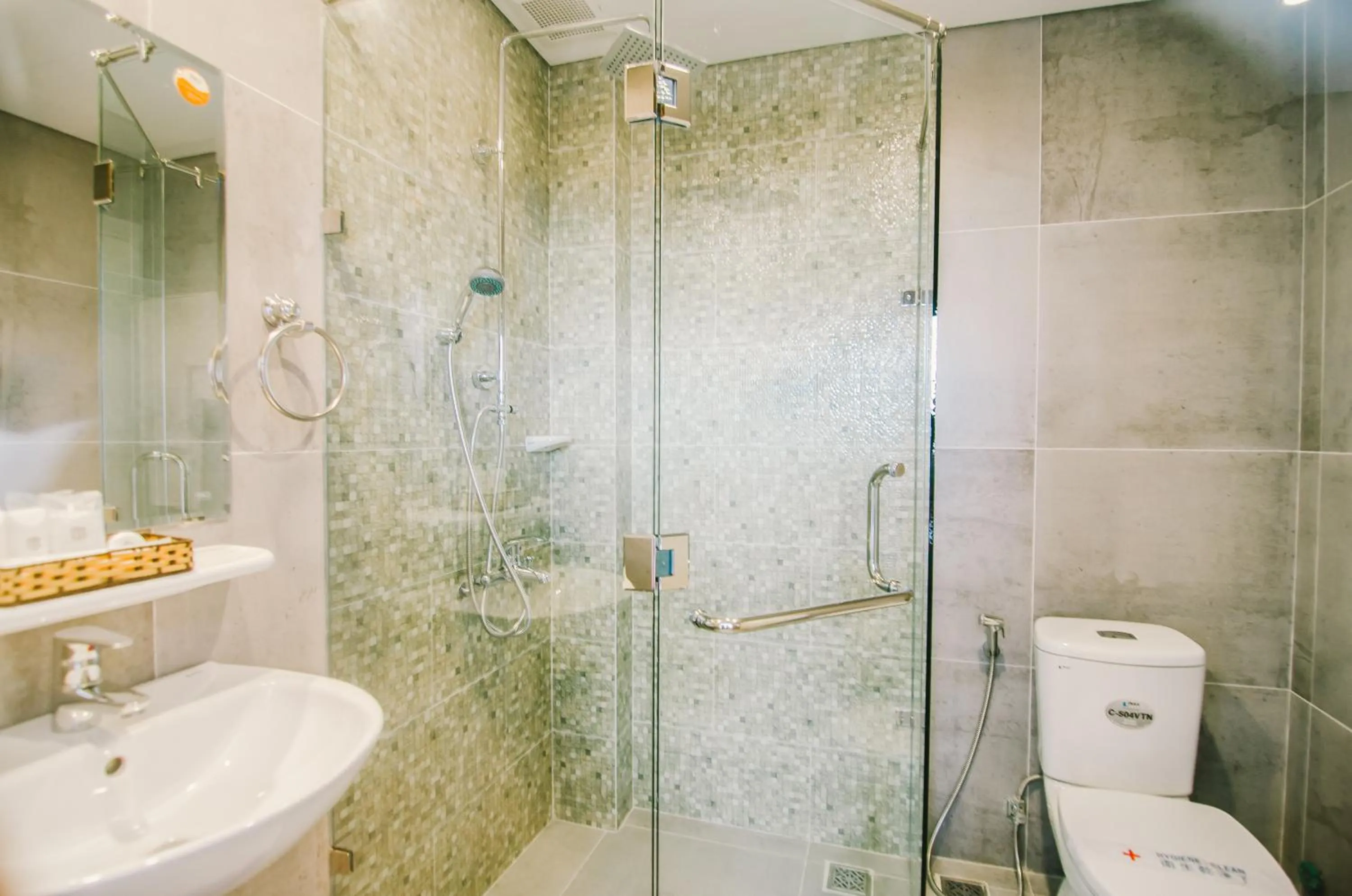 Bathroom in KaKa Hotel Han River