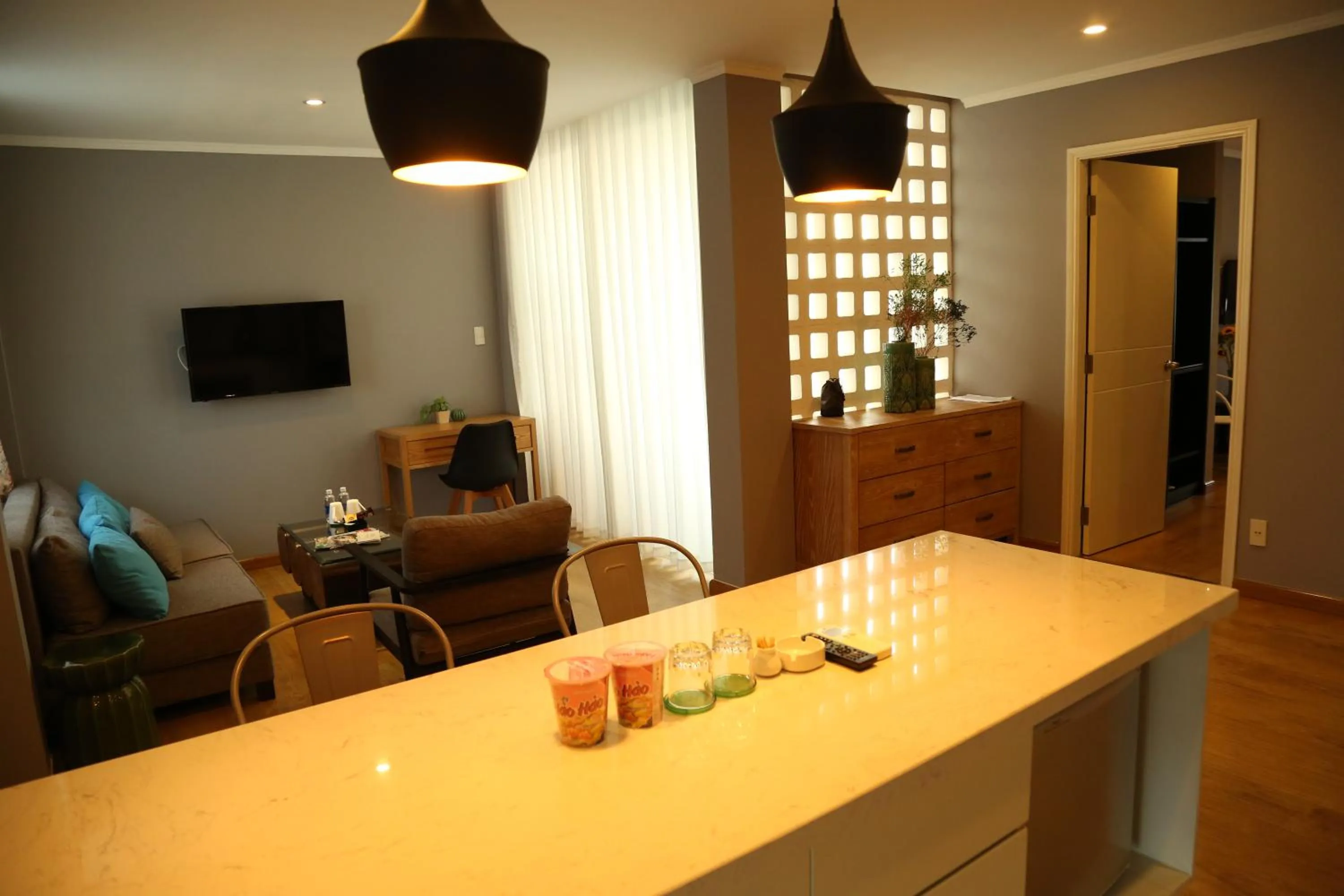 Living room in KaKa Hotel Han River