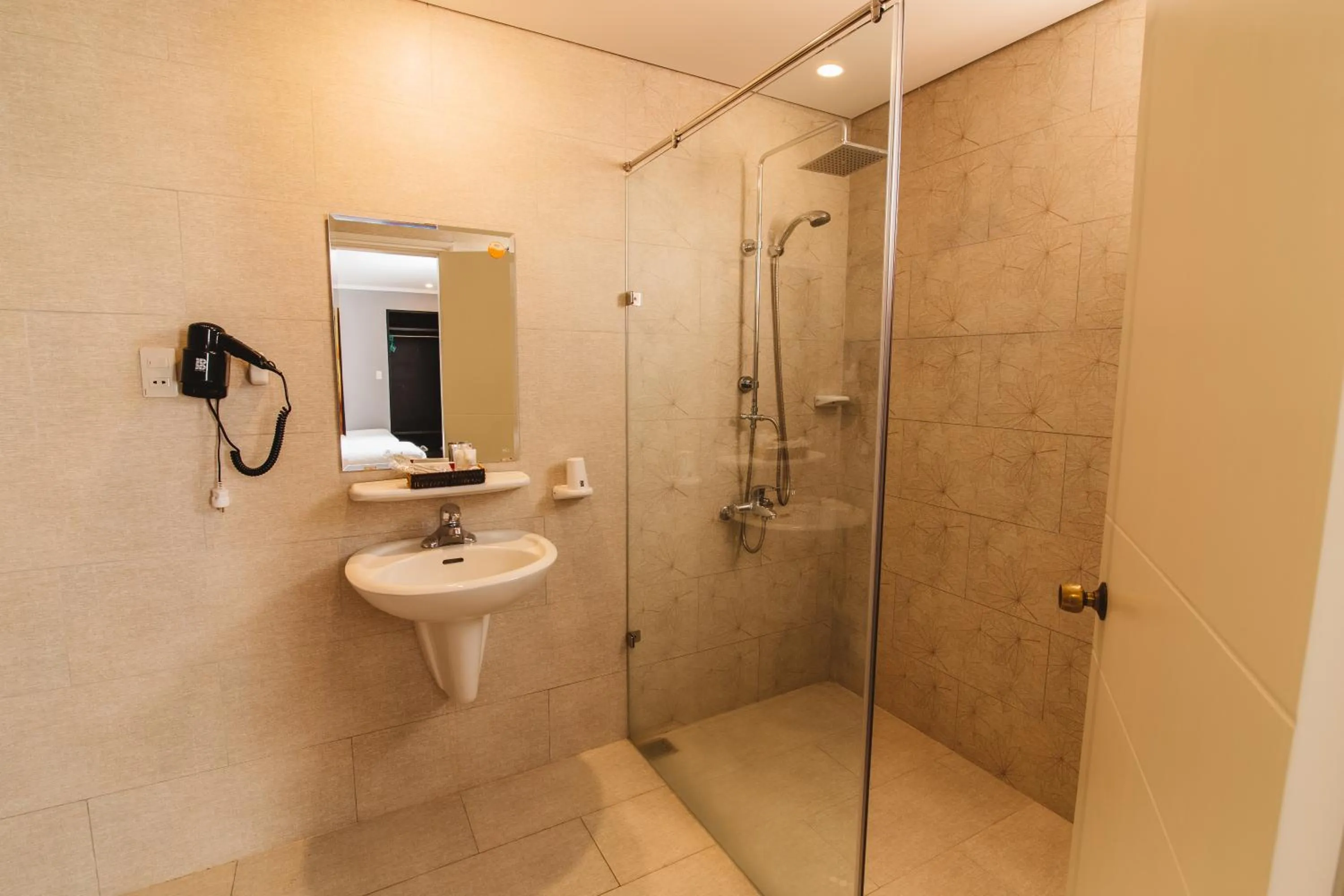 Bathroom in KaKa Hotel Han River