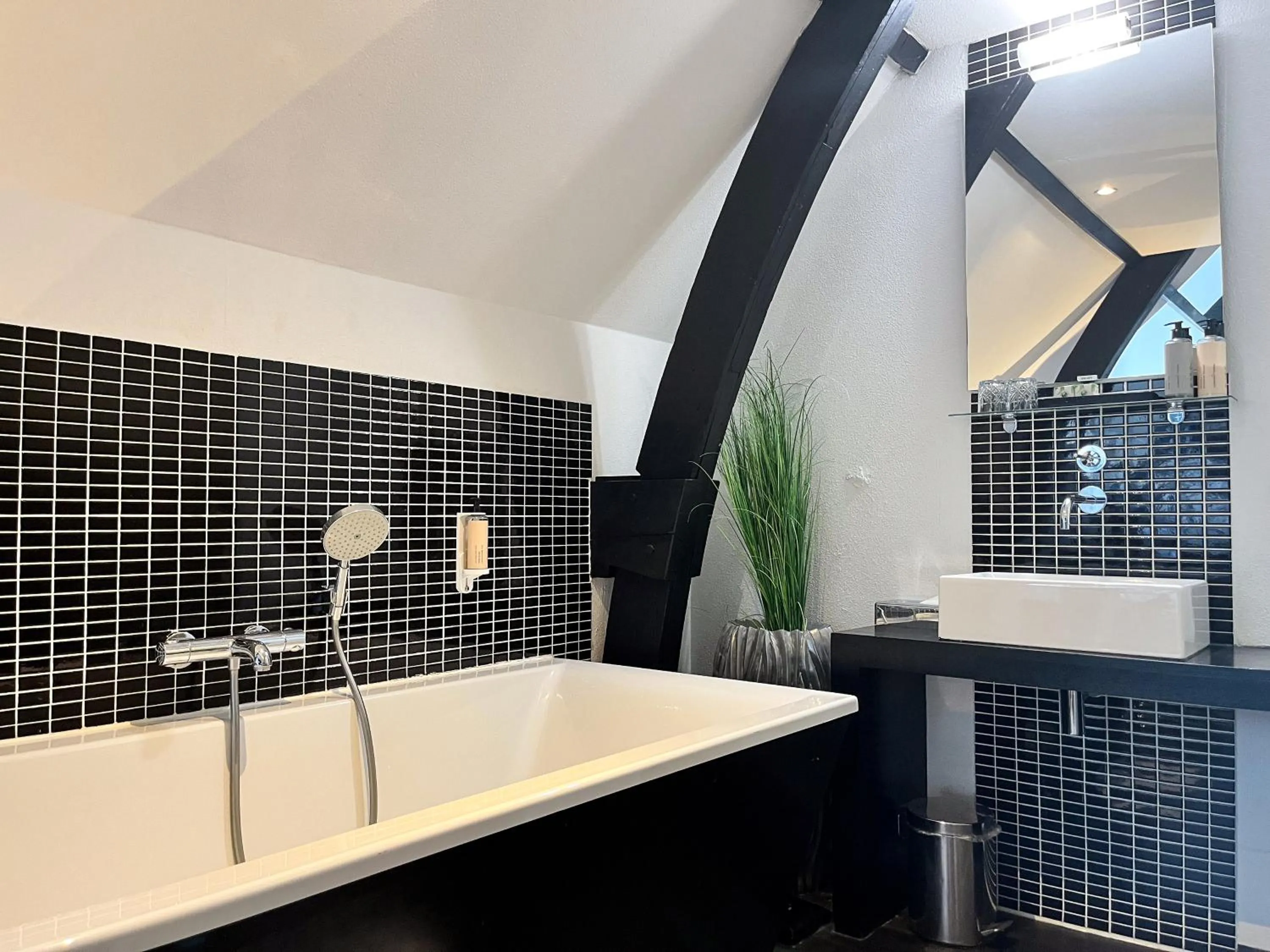 Bath in Hotel Villa Ruimzicht