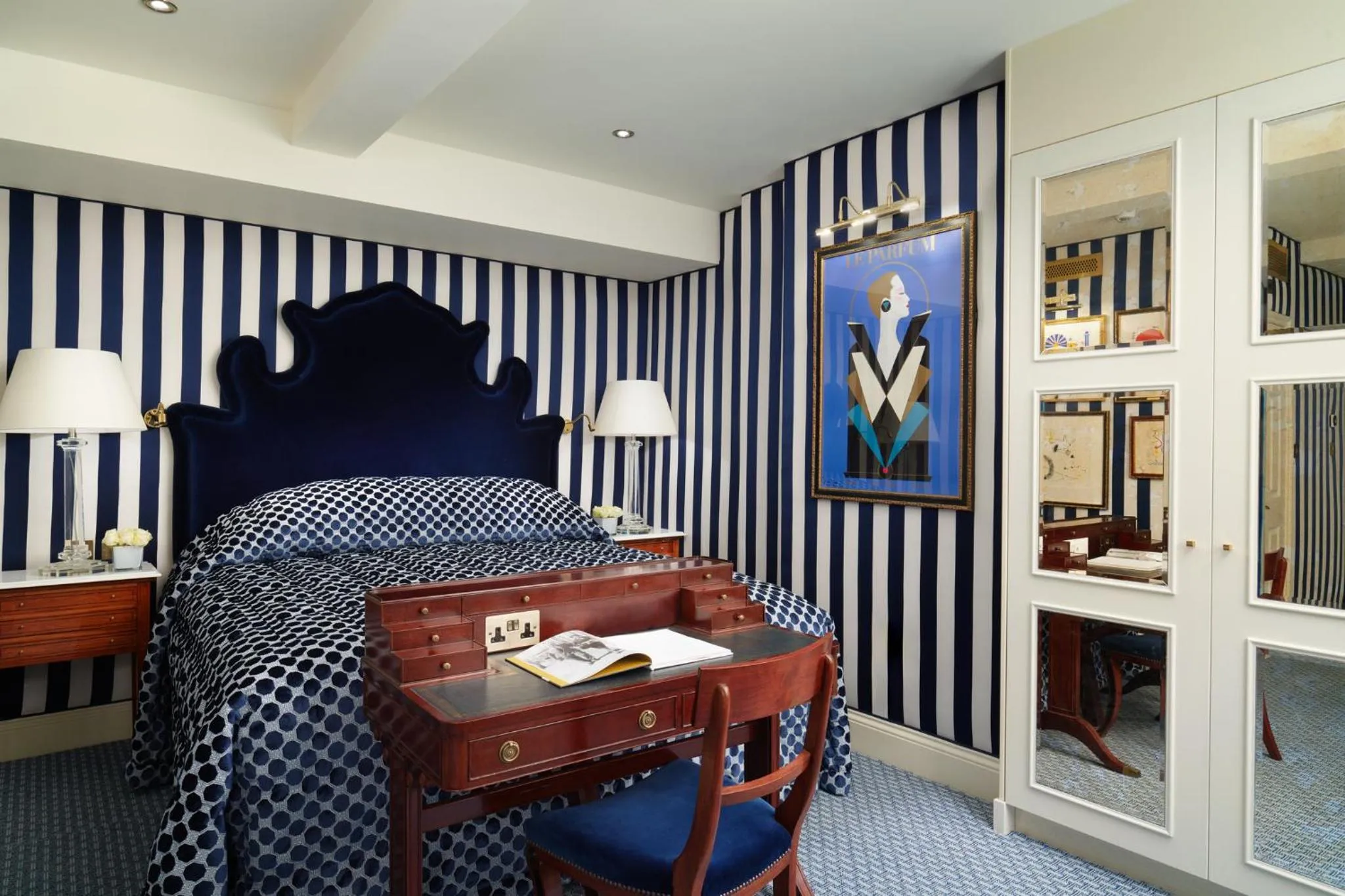 Photo of the whole room in The Montague On The Gardens