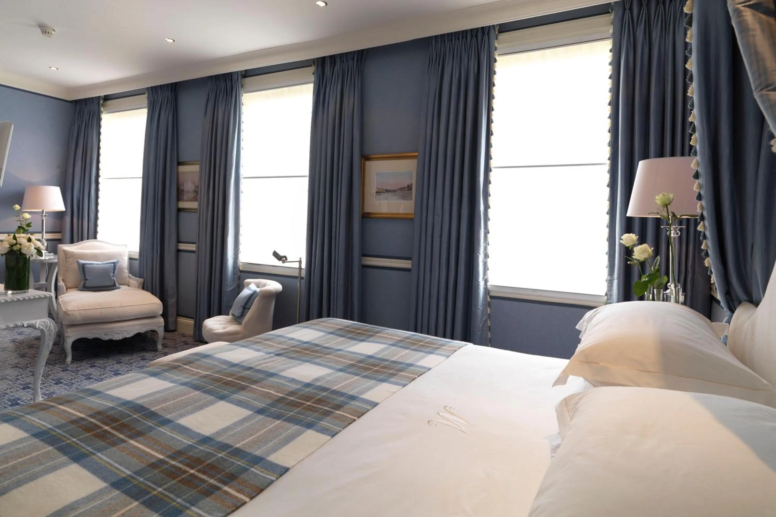 Bedroom, Bed in The Montague On The Gardens