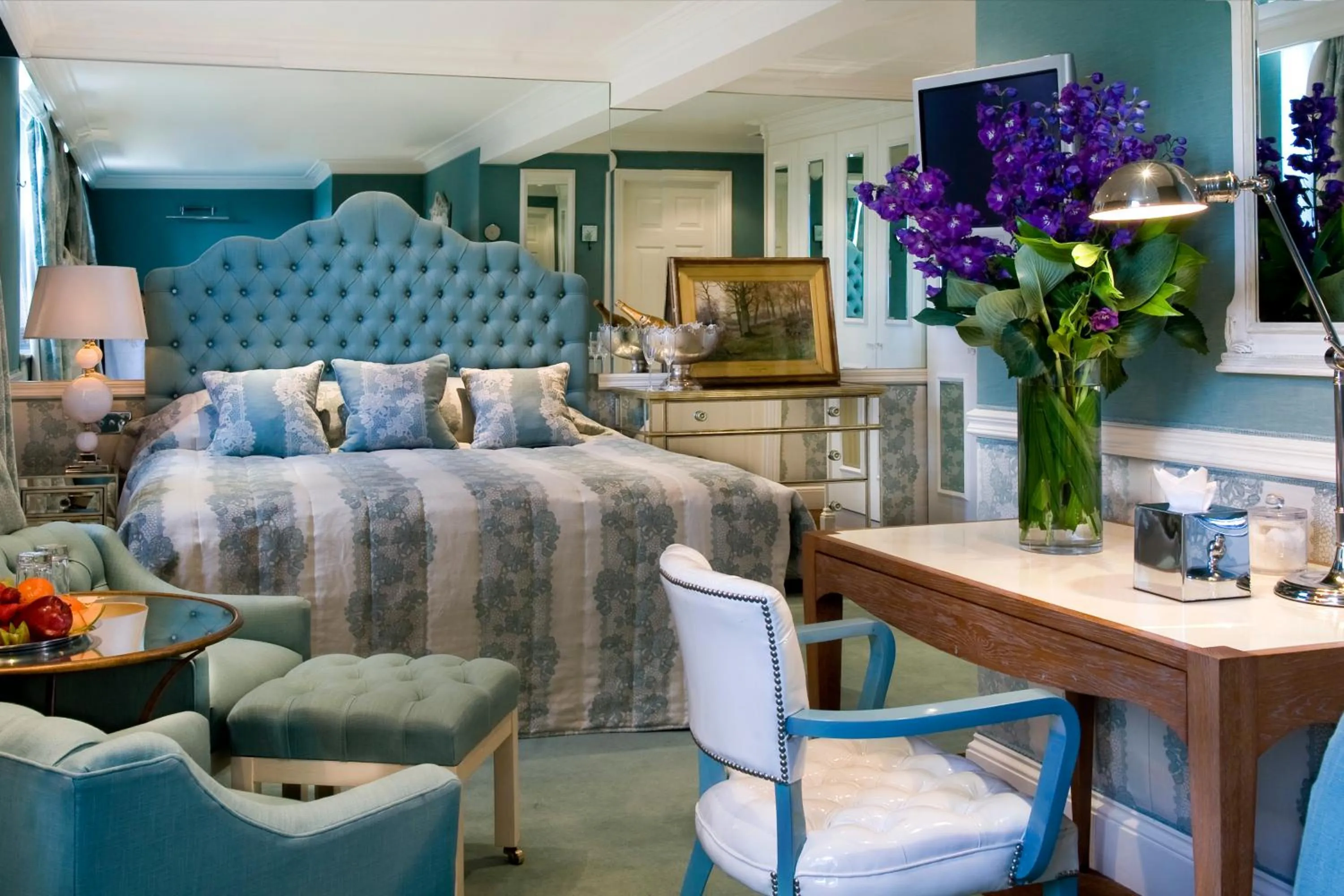 Bedroom in The Montague On The Gardens