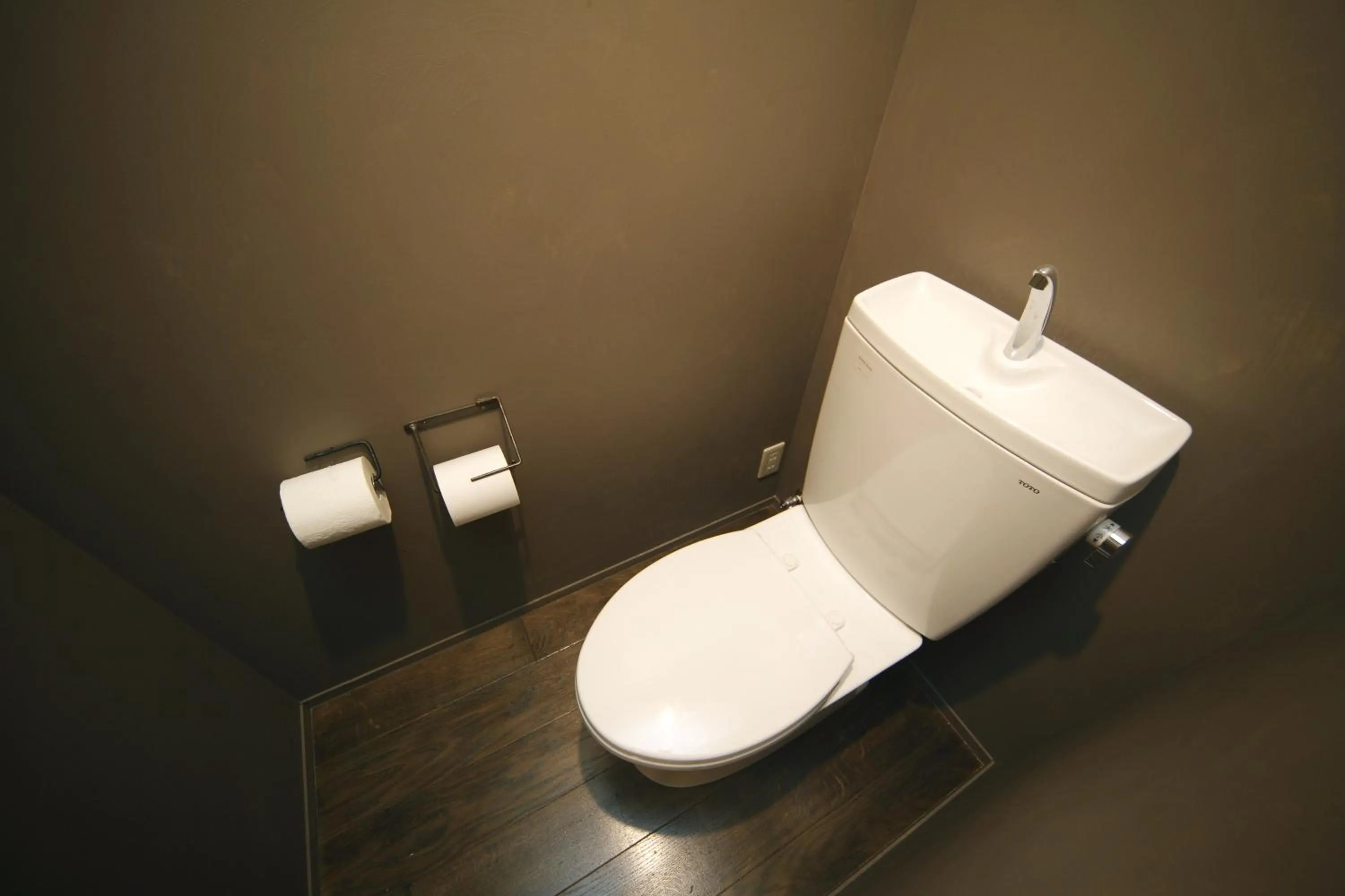 Toilet in Tokyo Hikari Guesthouse