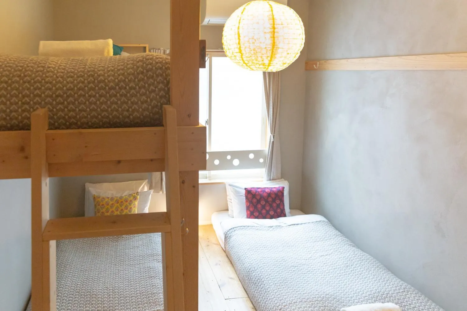 Photo of the whole room, Bed in Tokyo Hikari Guesthouse