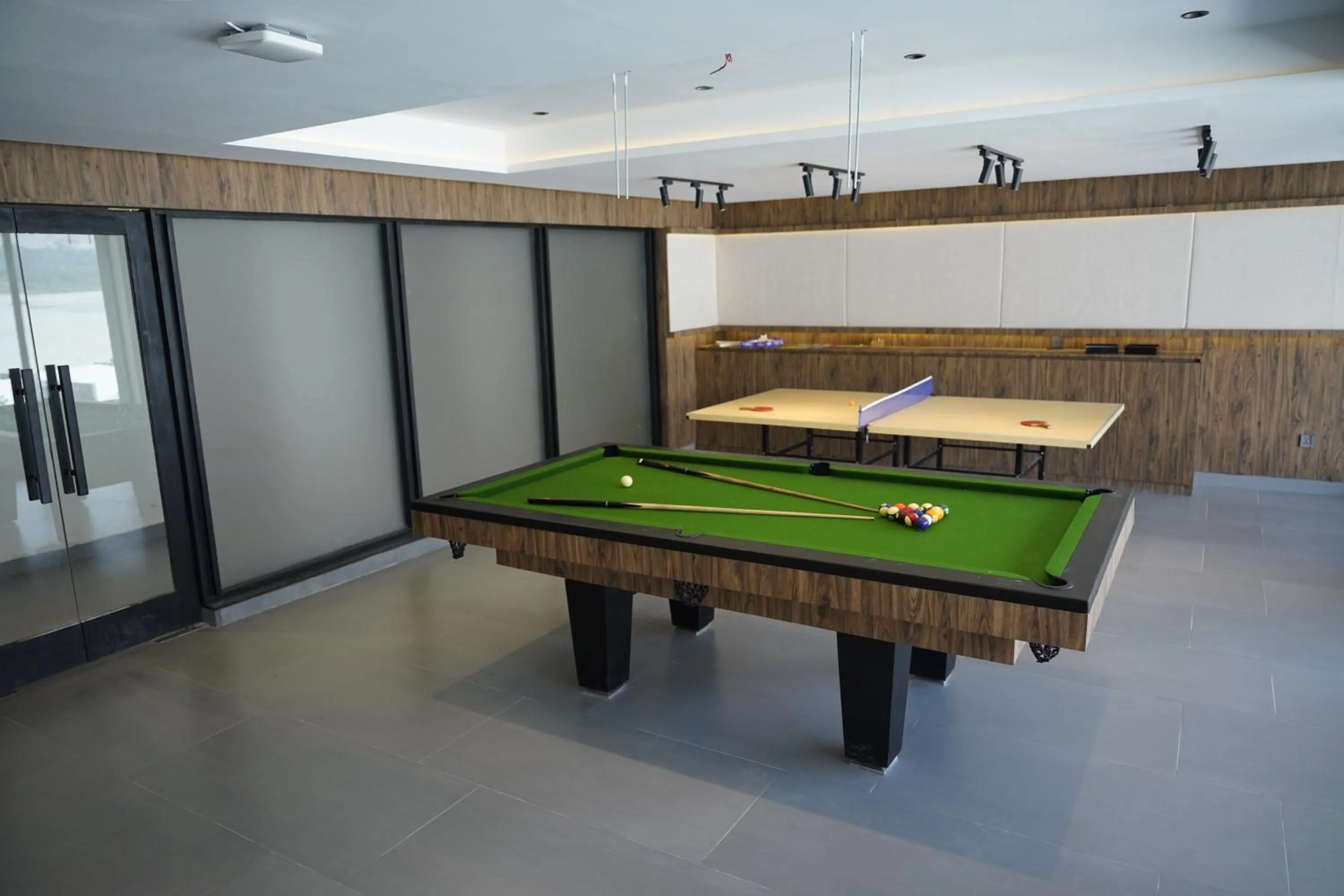 Game Room in Himmel Skardu By Luxus