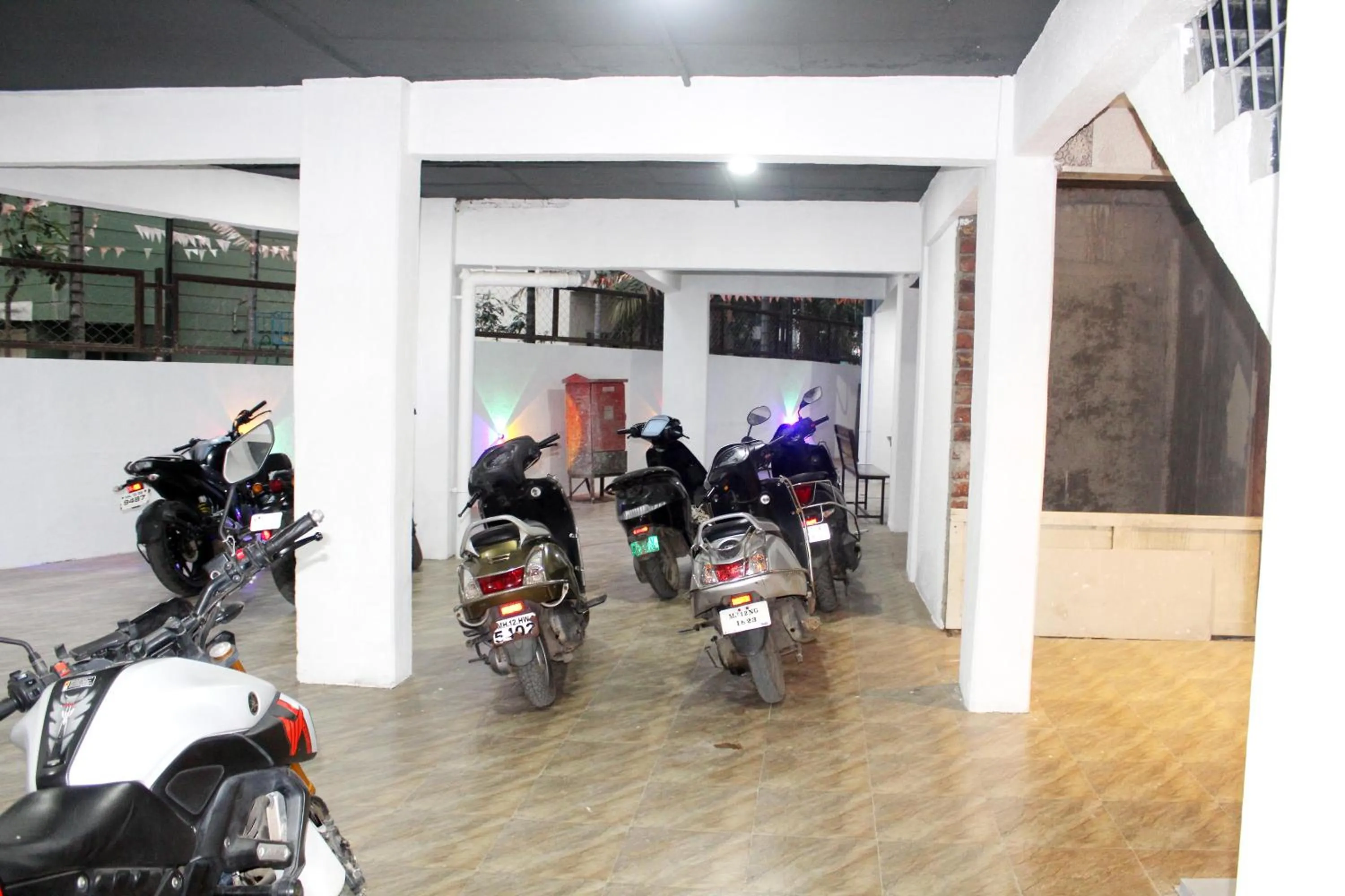 Parking in Hotel India Gate Narhe, Pune