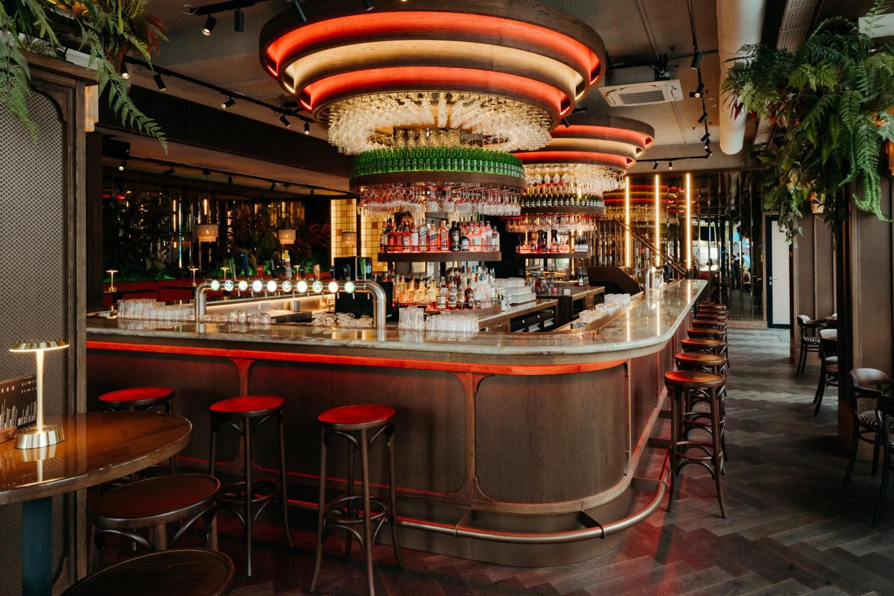 Restaurant/places to eat in The Diamond Amsterdam