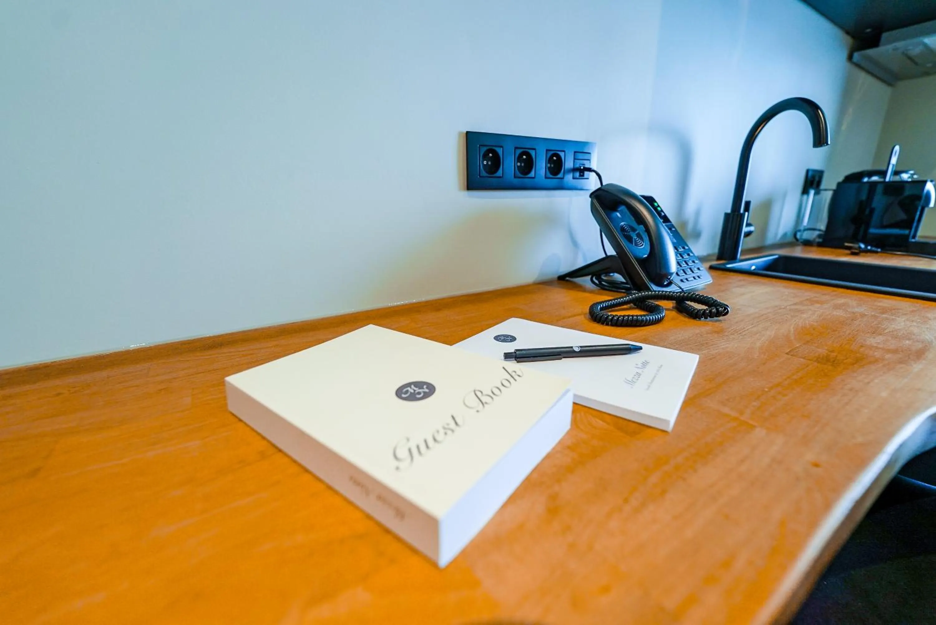 Kitchen or kitchenette in Hotel Mezza Notte