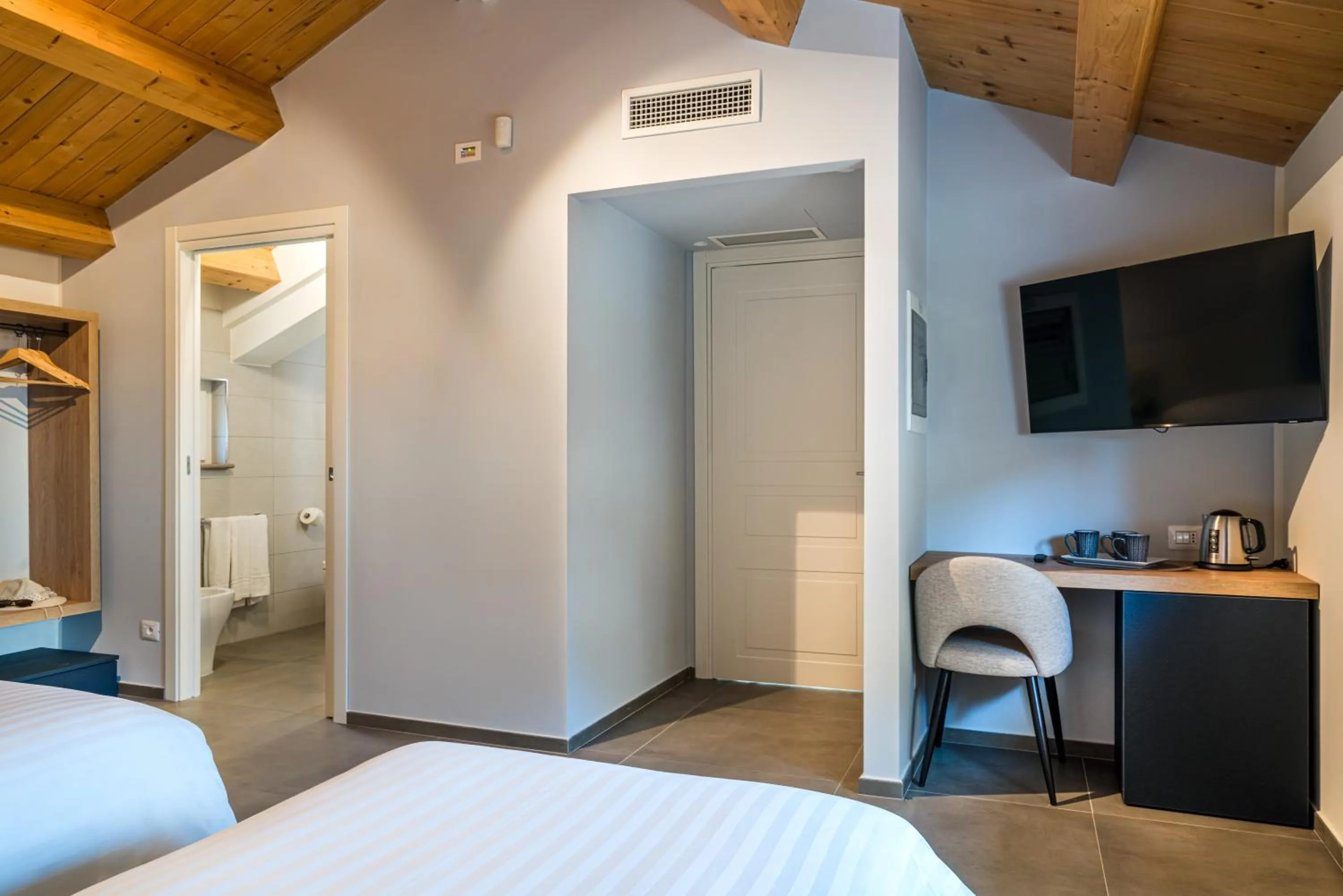 Photo of the whole room, Bed in I Due Mori - Luxury Rooms