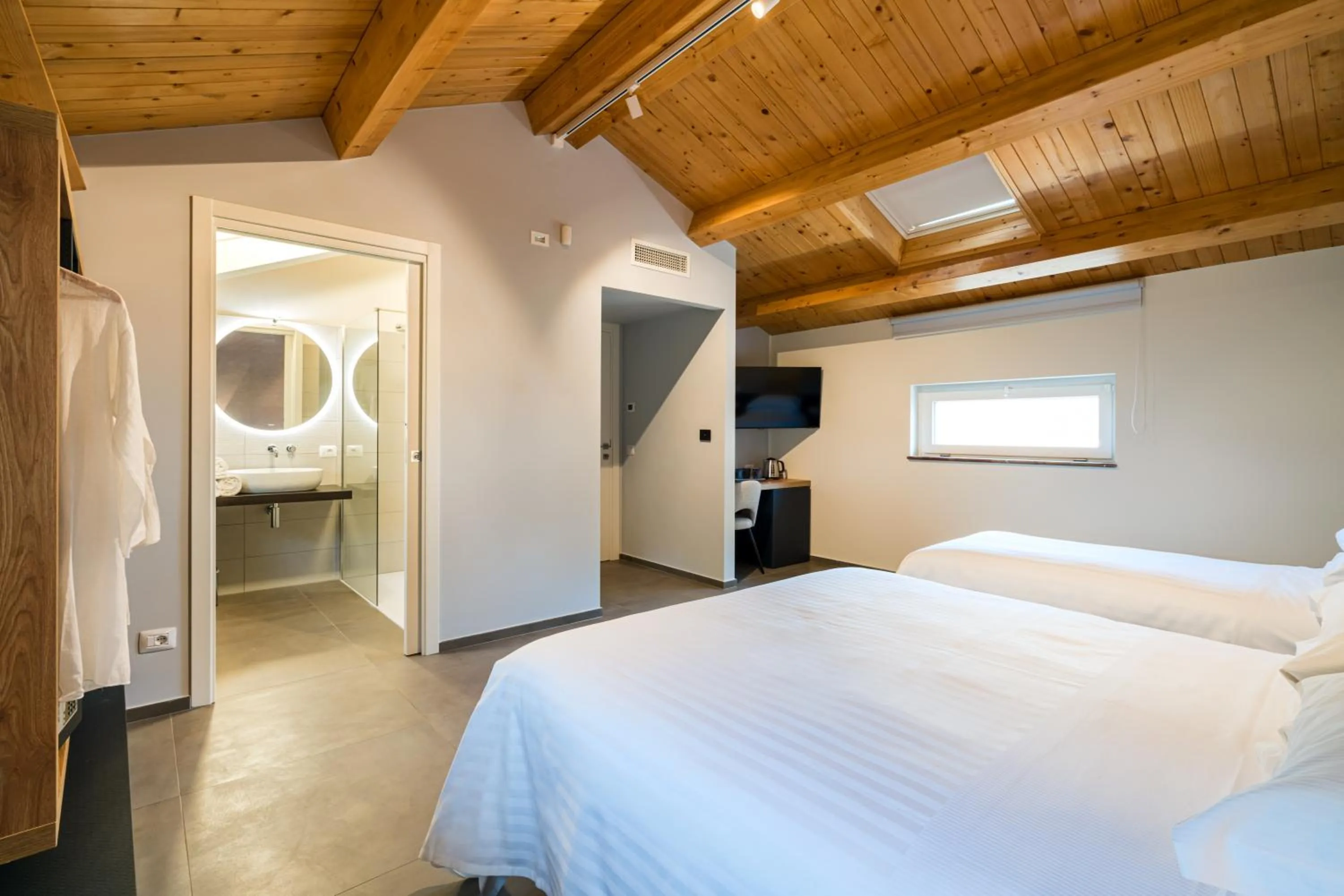 Photo of the whole room, Bed in I Due Mori - Luxury Rooms