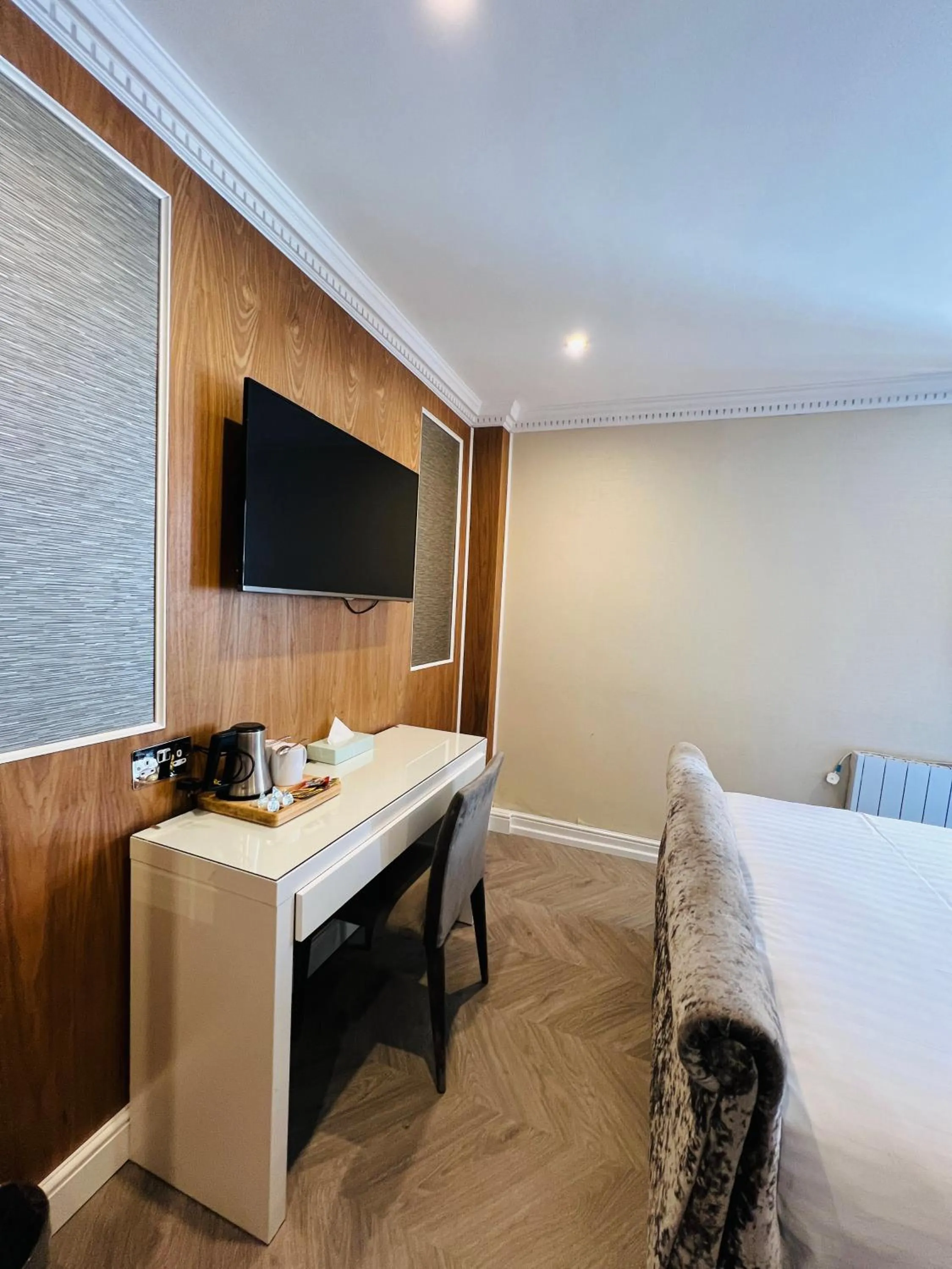 Bed in Cheshire Hotel Central London