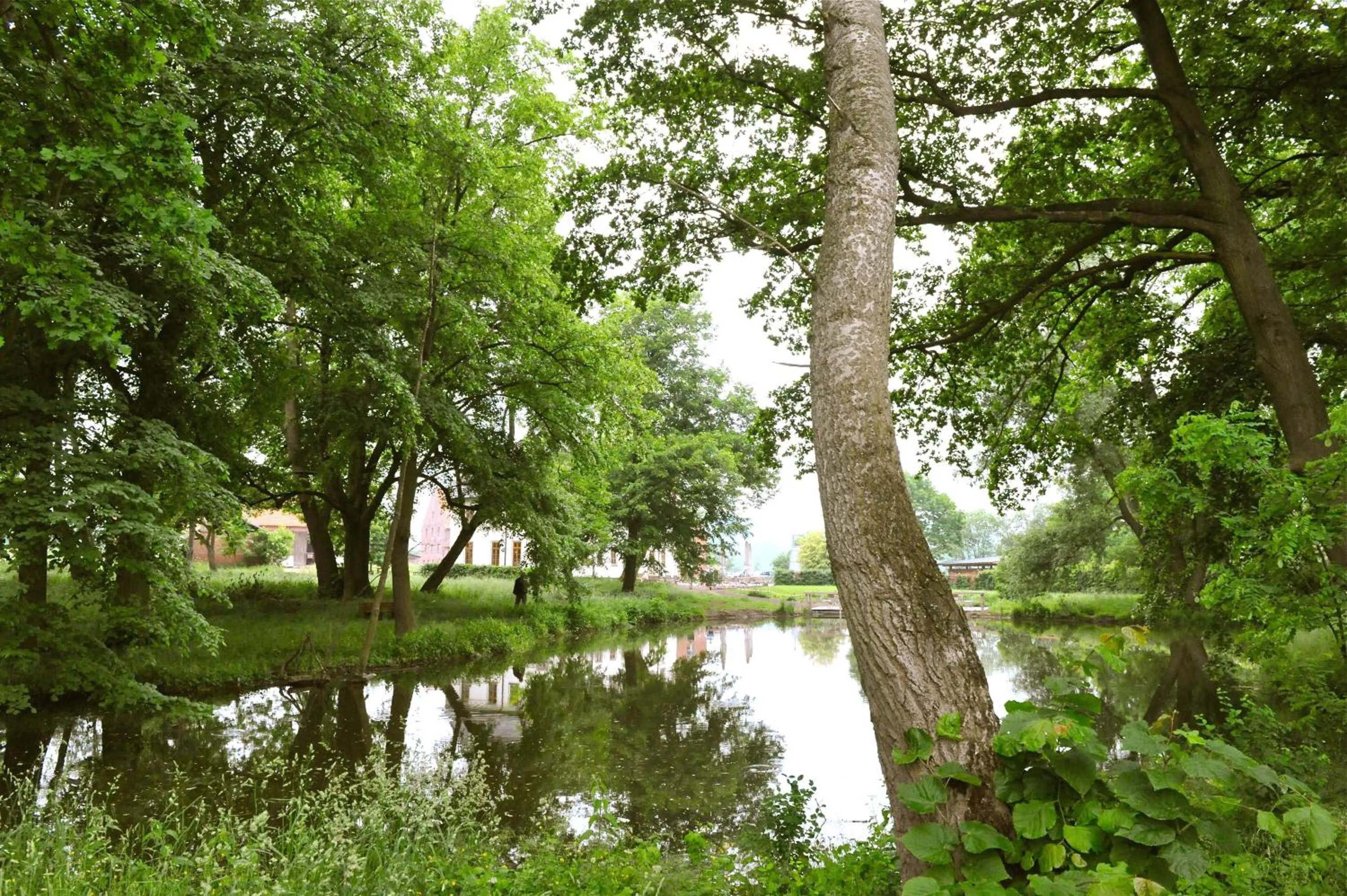Facade/entrance in Biohotel Stiftsgut Wilhelmsglücksbrunn