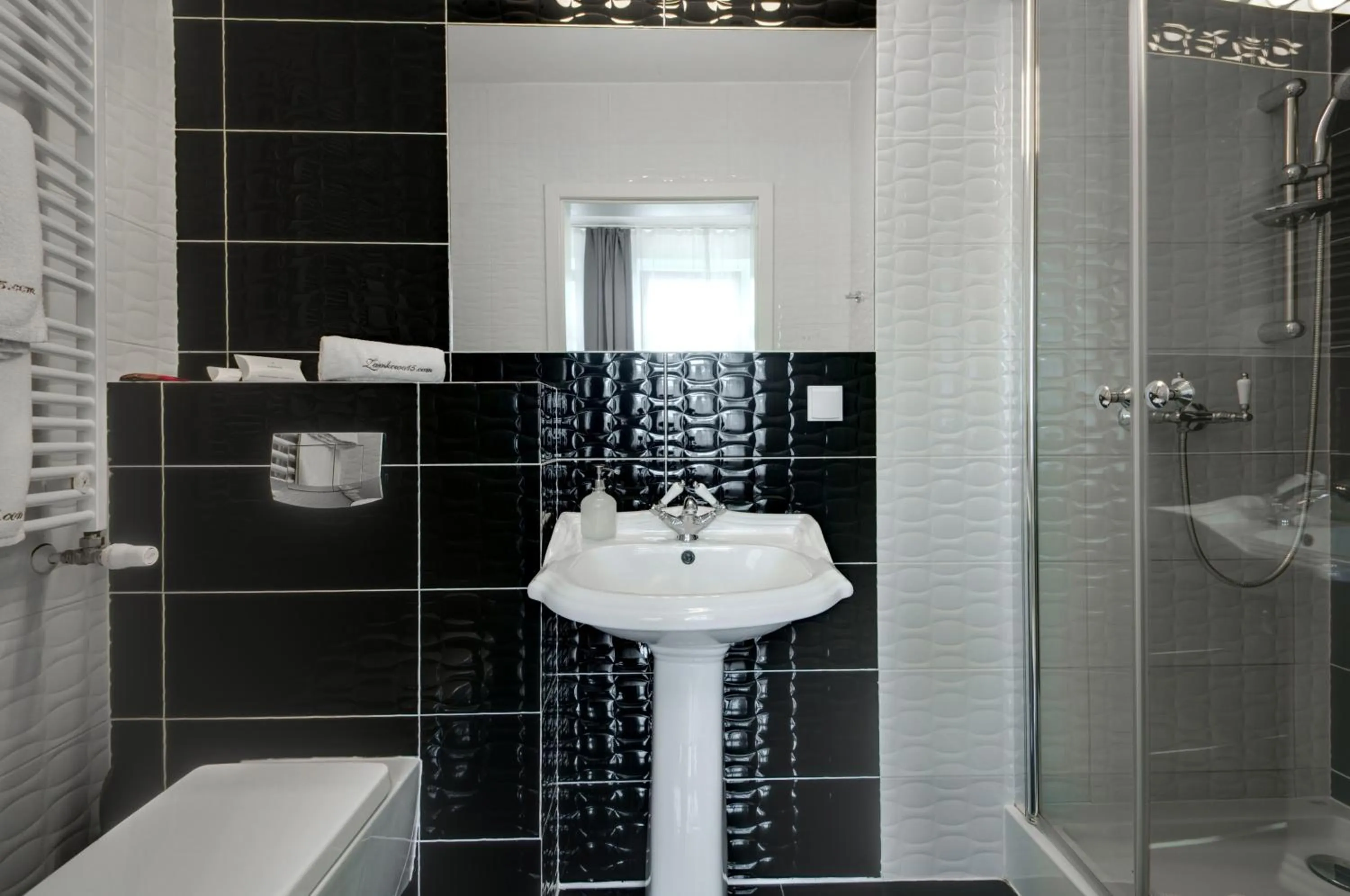 Bathroom in Zamkowa15 Apartments