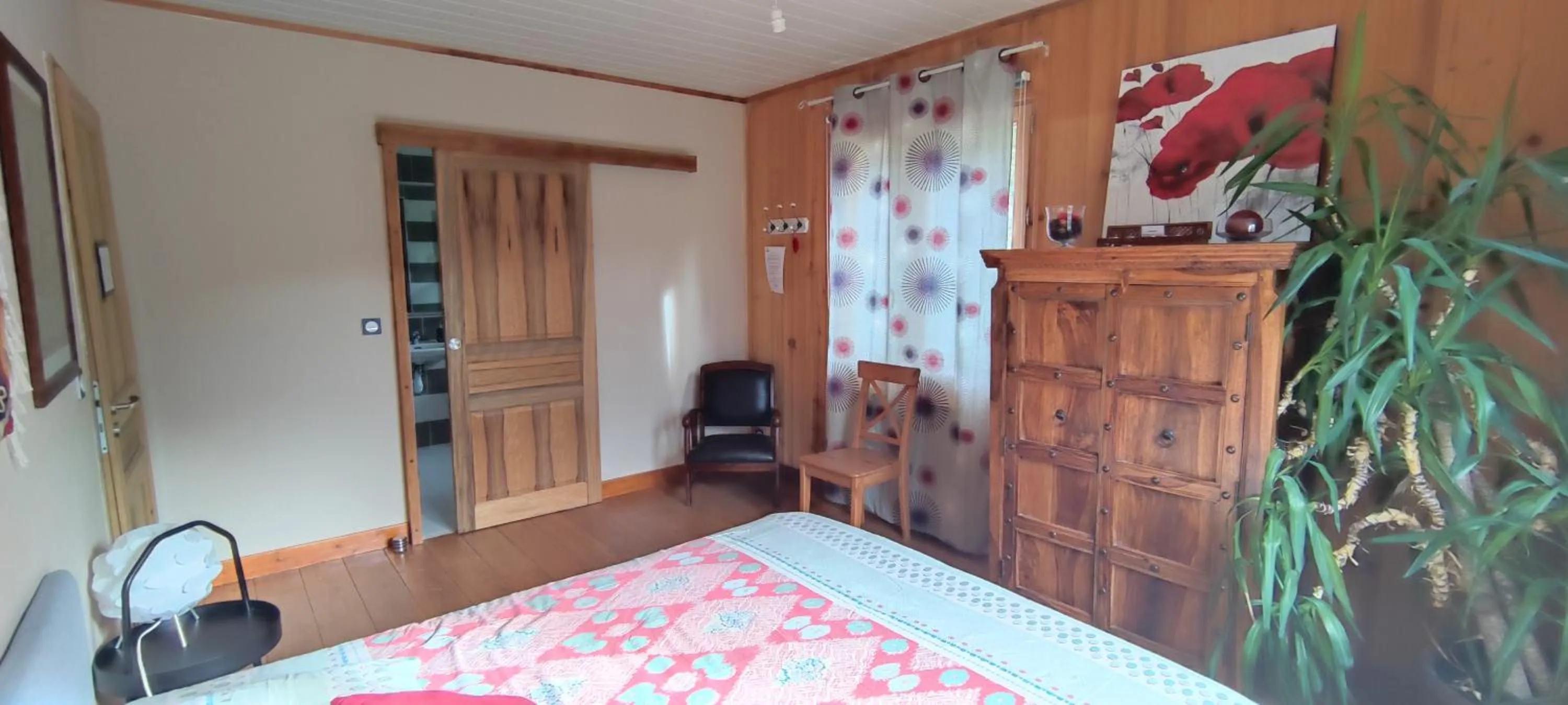 Photo of the whole room, Bed in Maison d'Hôtes Le shorten