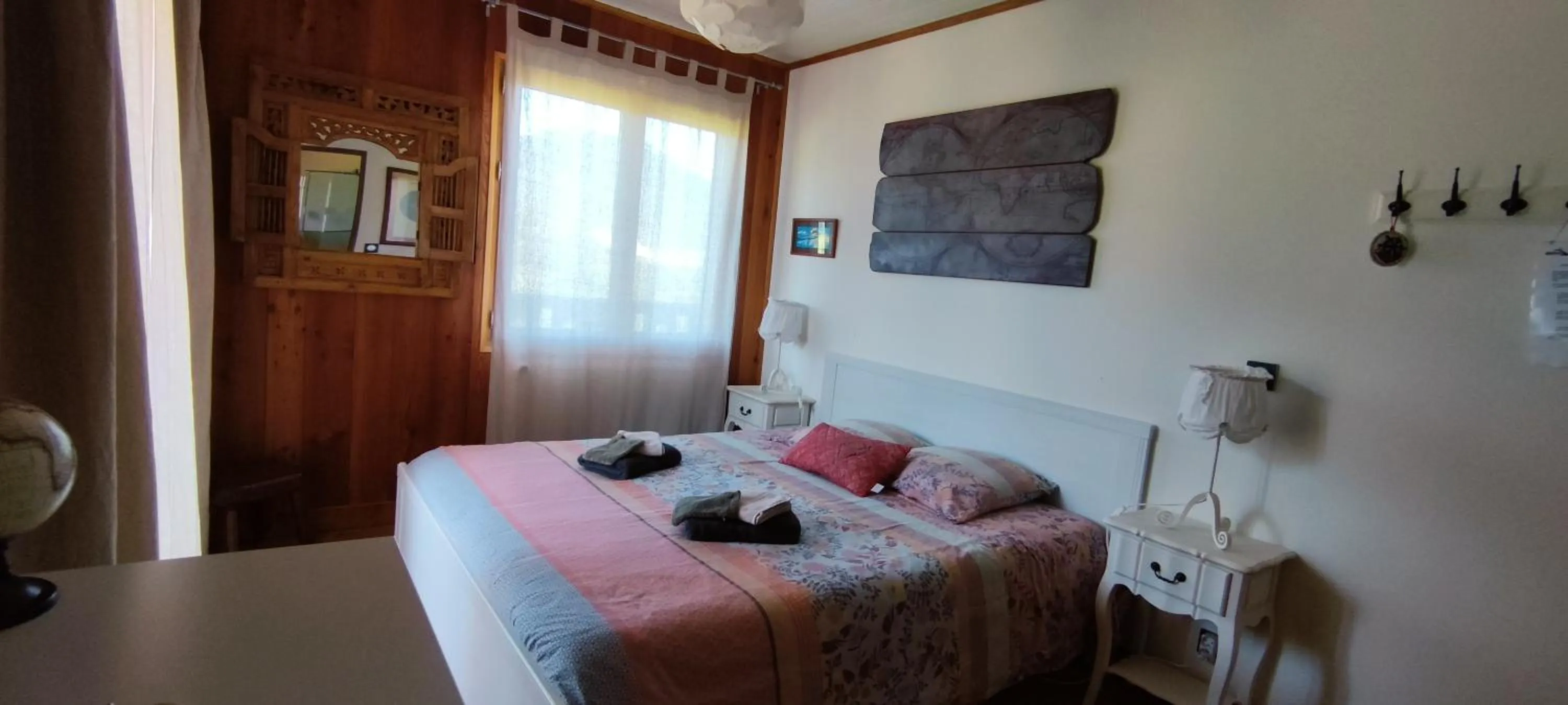 Photo of the whole room, Bed in Maison d'Hôtes Le shorten