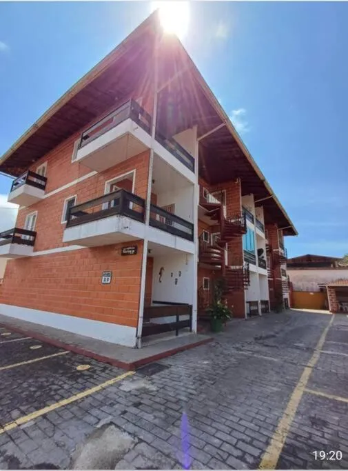 Apto 200m da praia Perequê Açu