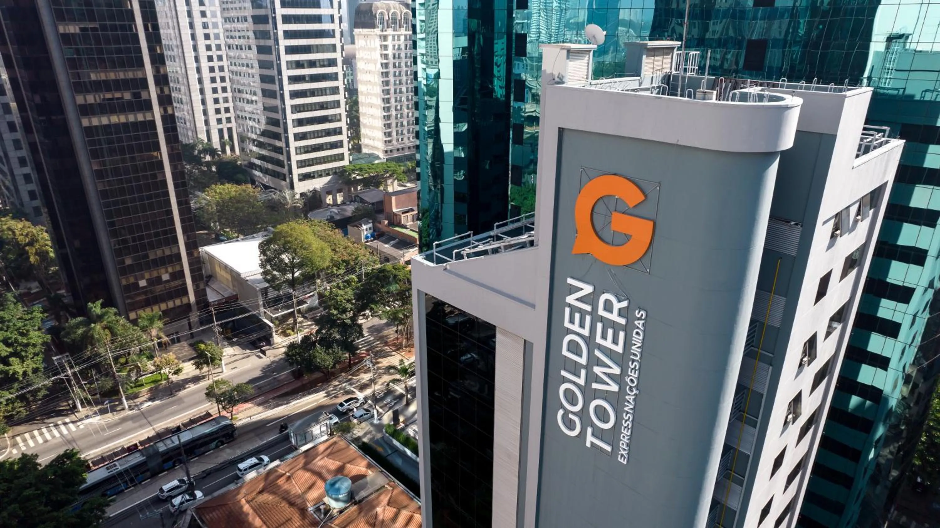 Golden Tower Express Nações Unidas by Fênix Hotéis