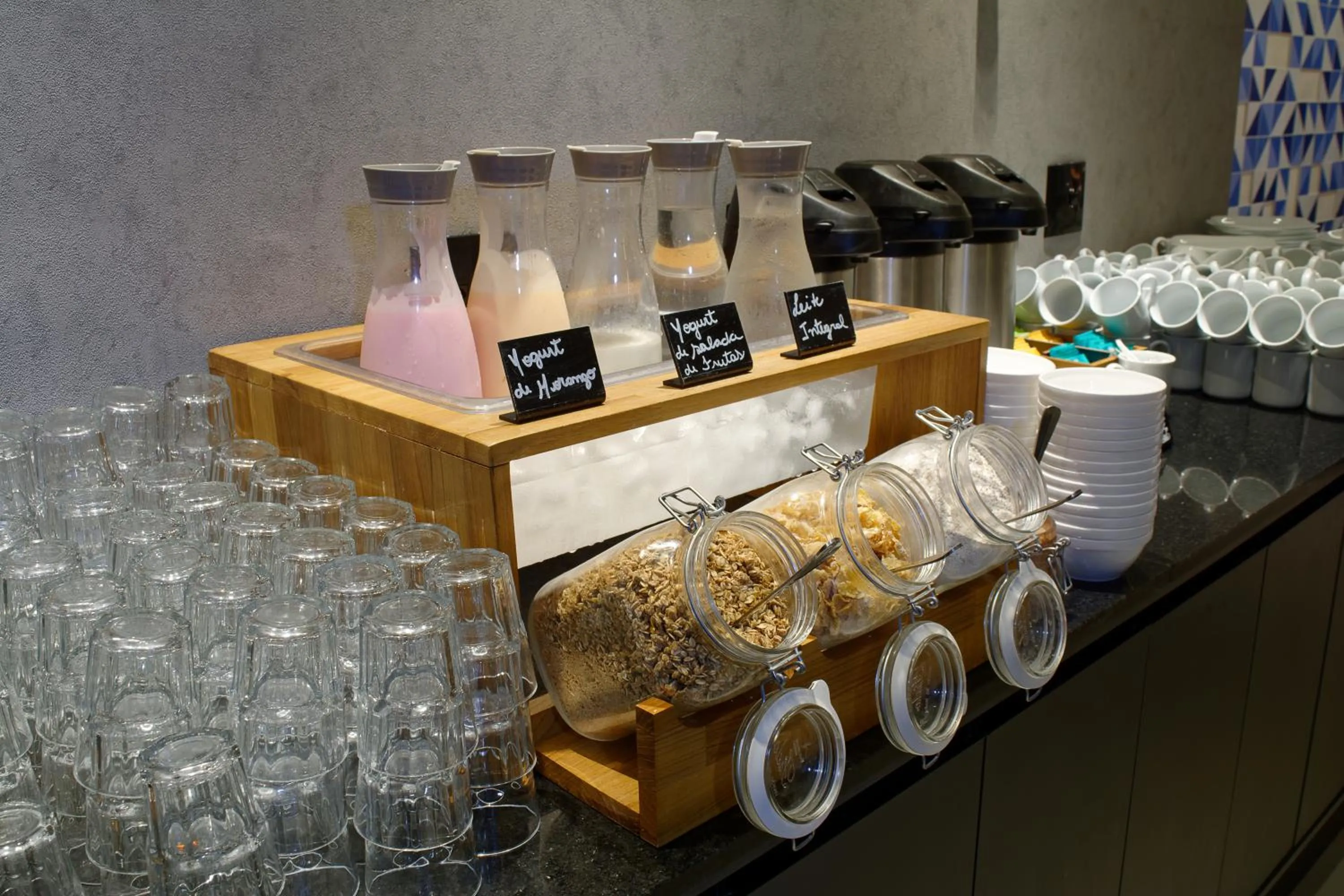 Golden Tower Express Nações Unidas by Fênix Hotéis