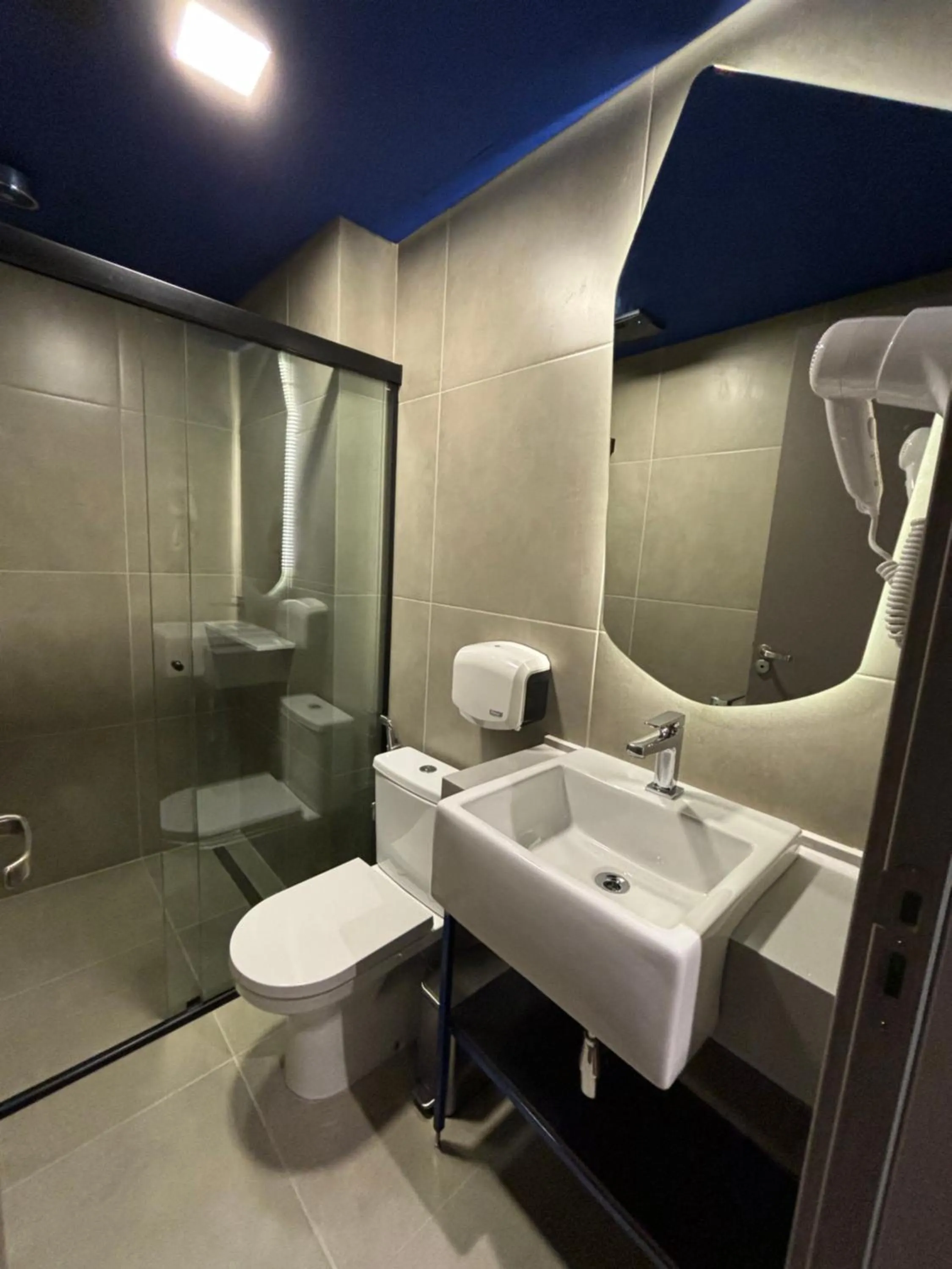 Golden Tower Express Nações Unidas by Fênix Hotéis